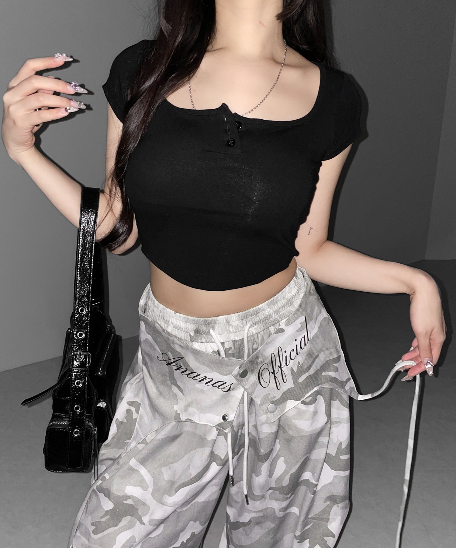 ロゴガーターカモフラタックワイドパンツ / logo garter camouflage tuck wide pants
