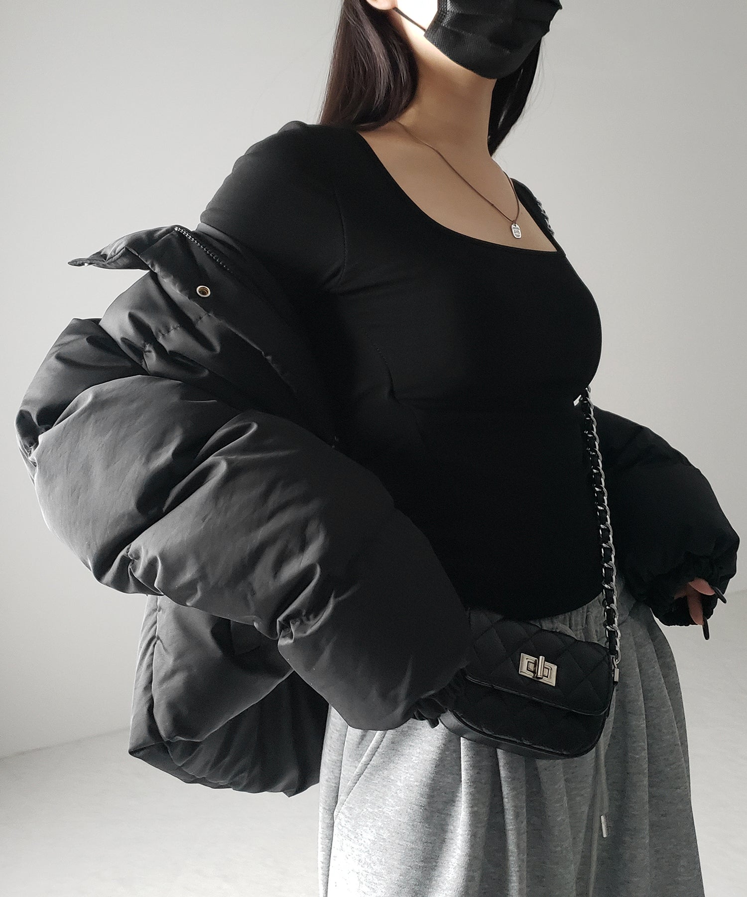 【 裏起毛 / カップ付き 】スクエアネックスリムカットソートップス