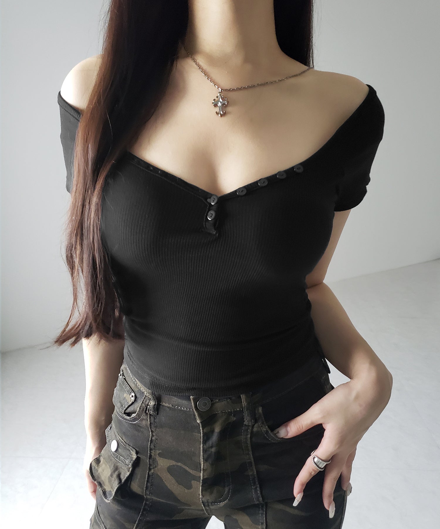 【 3color 】ミニボタンヘンリーネック半袖チビTシャツ / mini button Henley neck short sleeve chibi T-shirt