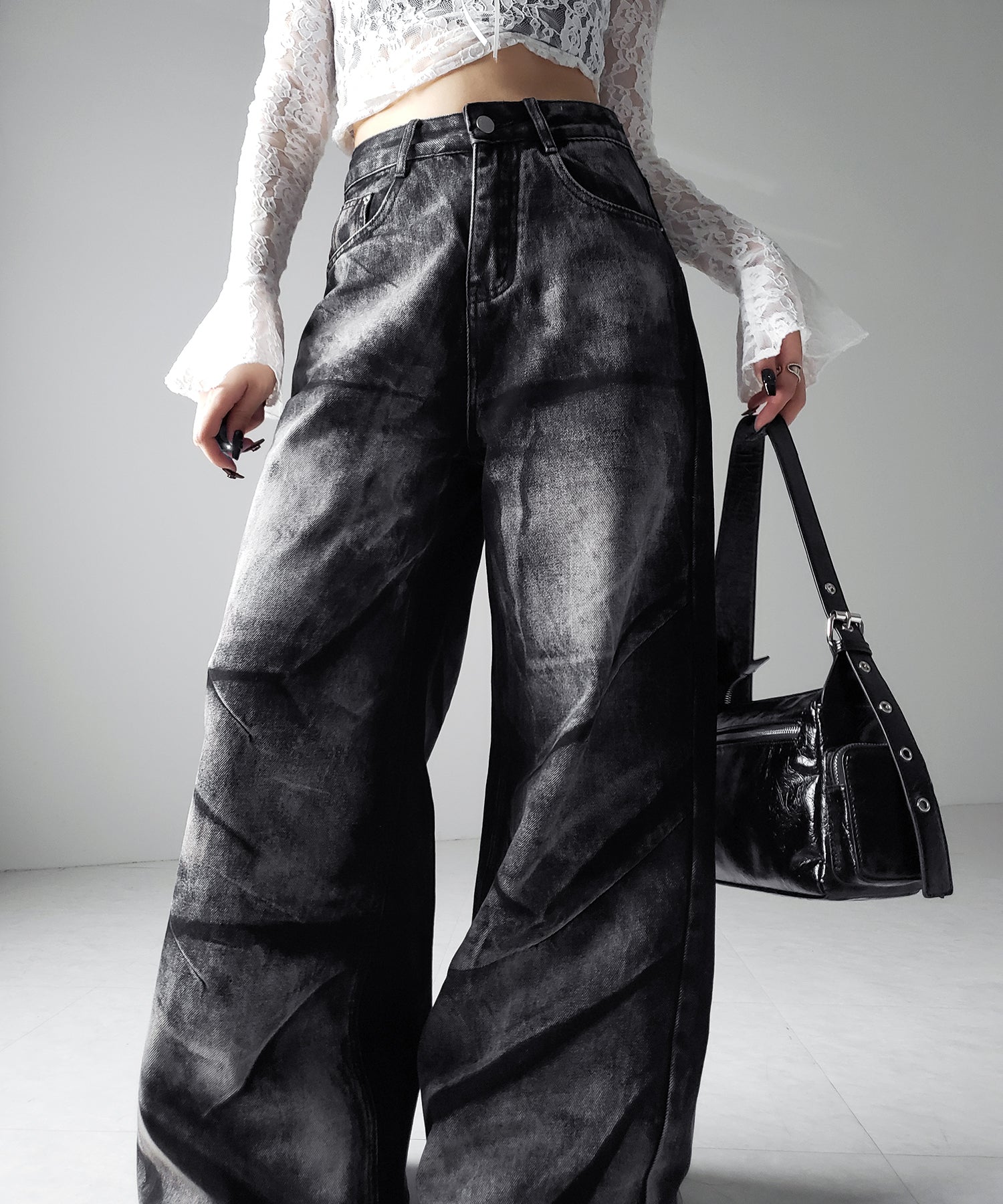 【 4size 】CRACKクラッシュヘビーブリーチブラックワイドデニム / CRACK crash heavy bleach black wide denim