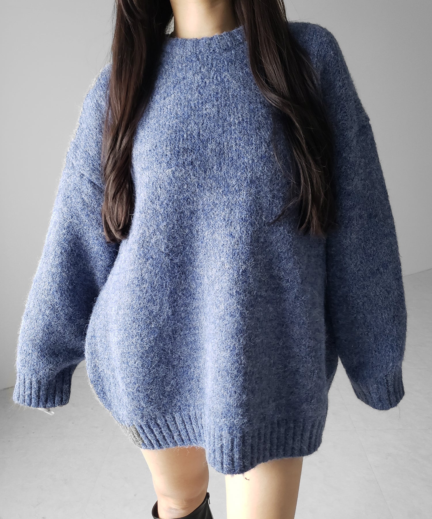 オーバーサイズフラッフィーニットプルオーバー / oversize fluffy knit pullover