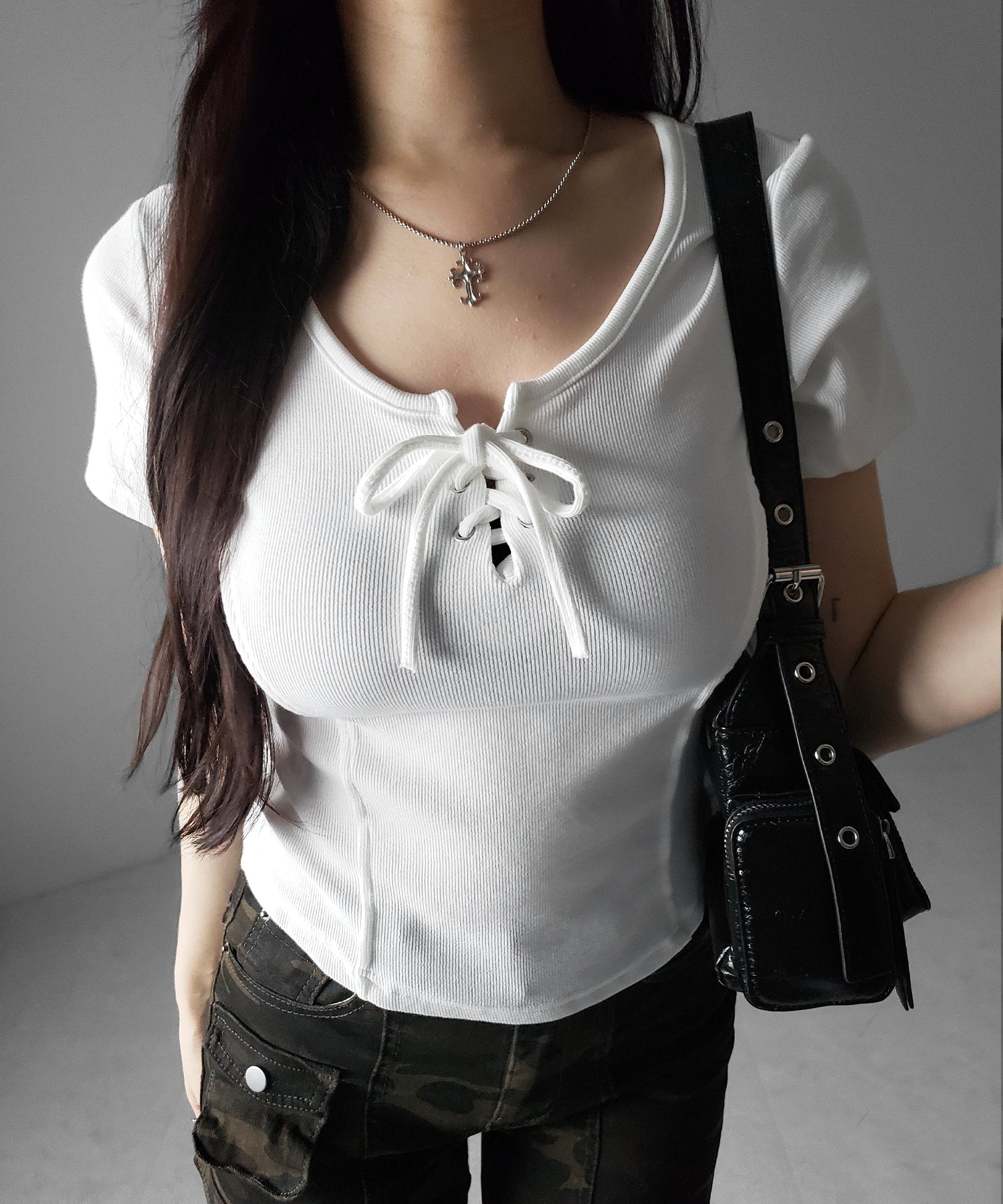 レースアップスリムリブTシャツ / laceup slim lib T-shirts