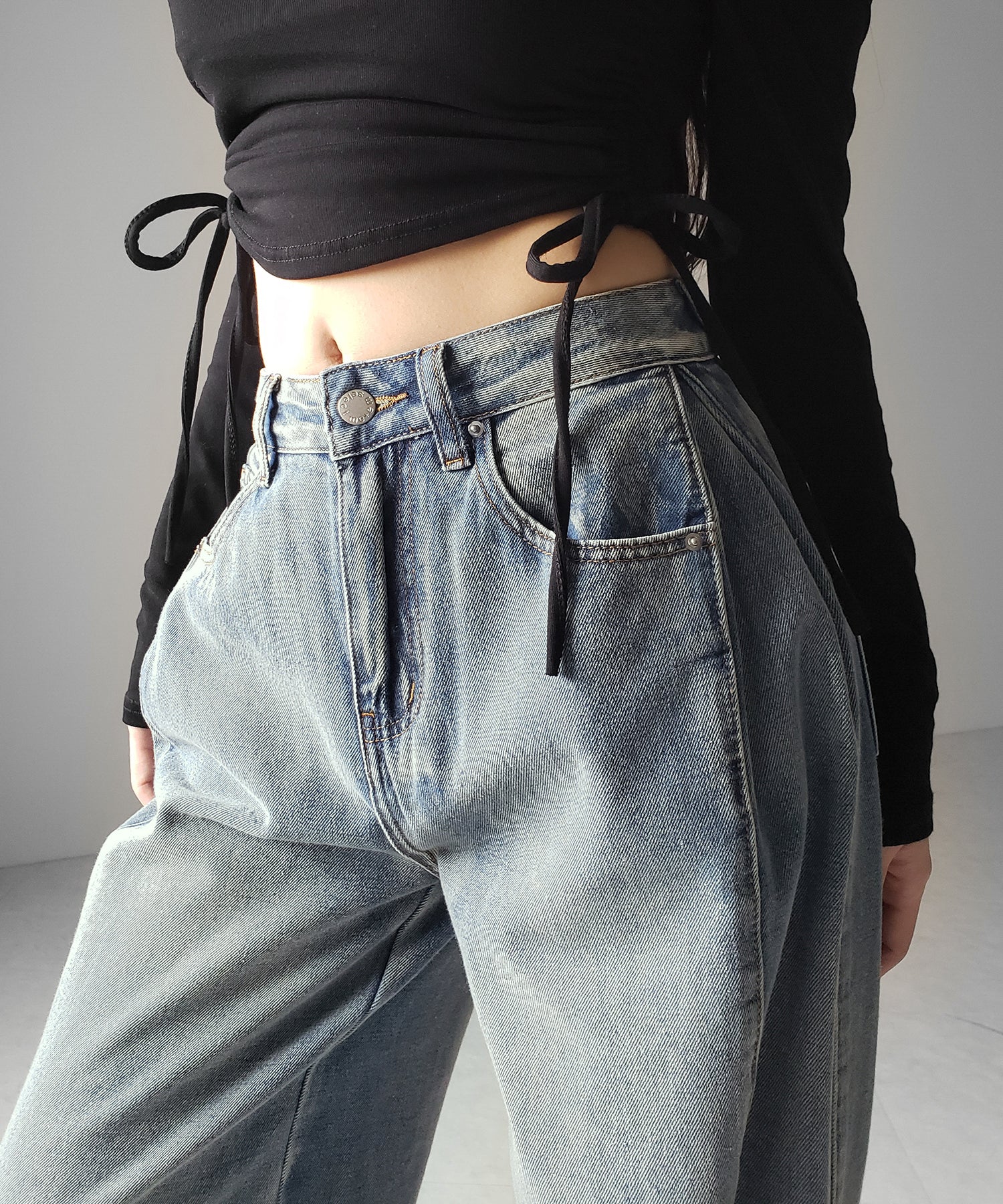 ヴィンテージライクウォッシュカーブワイドデニム / vintage like wash curve wide denim
