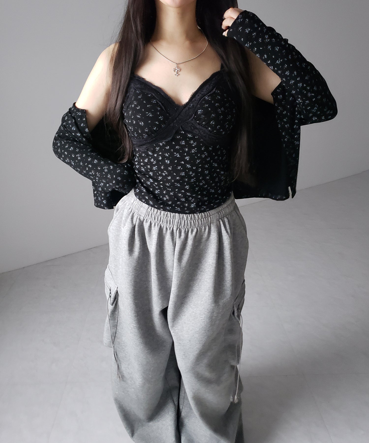 【 2点セット 】小花柄レースキャミソール + カーディガン SET / ( 2piece SET )Floral lace camisole + cardigan SET