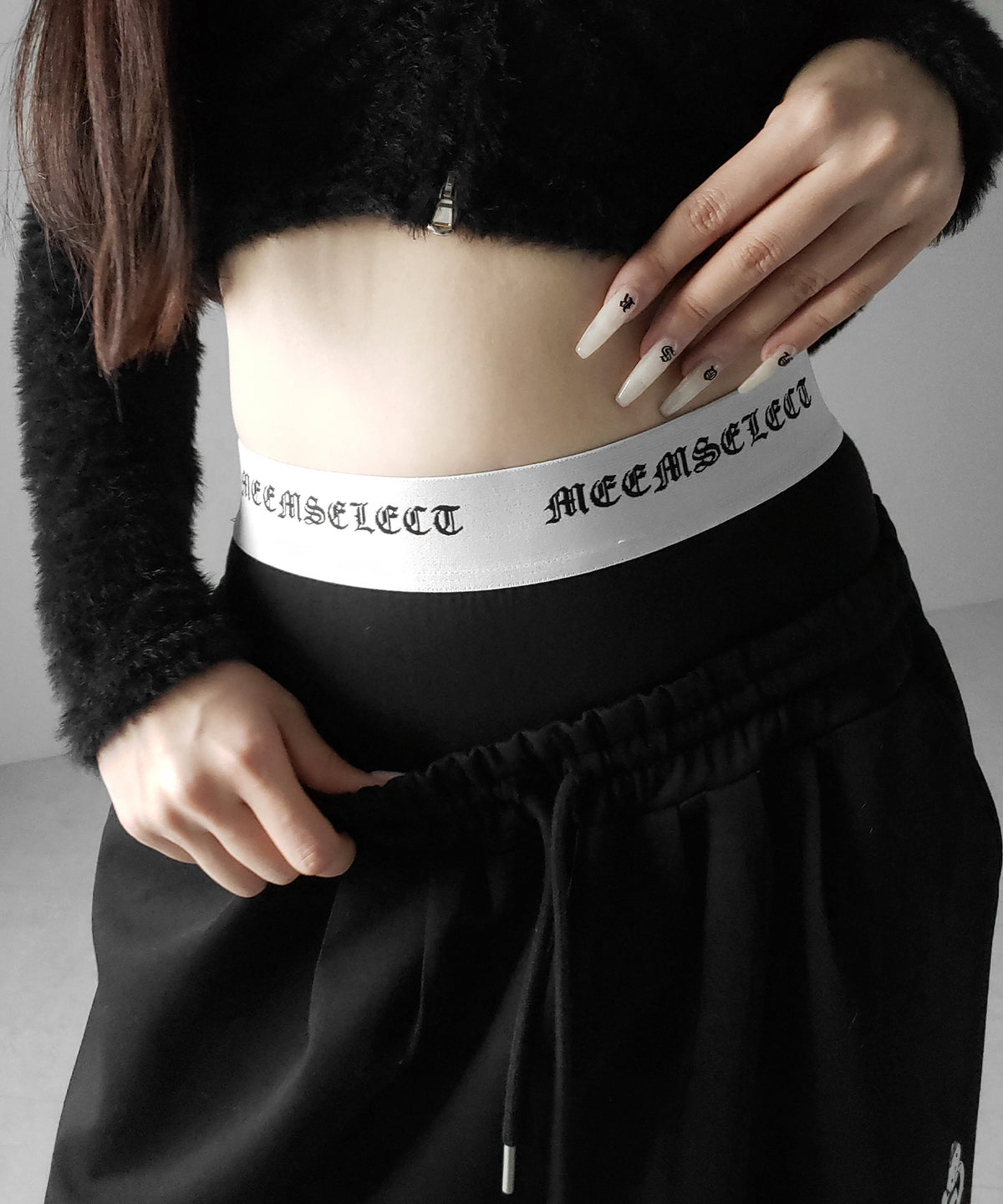 【 レイヤード可能 】グランジロゴインナーパンツ / grunge logo inner pants