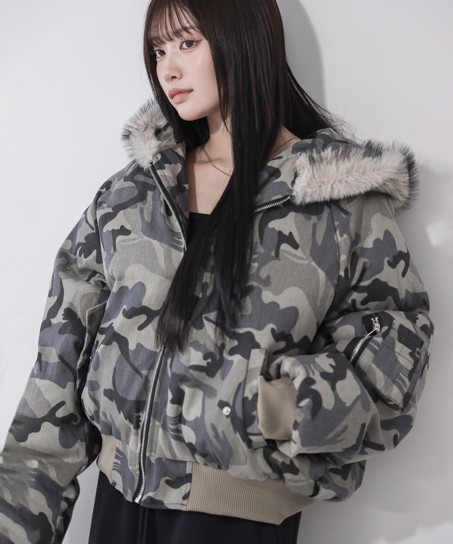 カモフラフェイクファーフーディ中綿ジャケット / camouflage fake fur hoodie down jacket