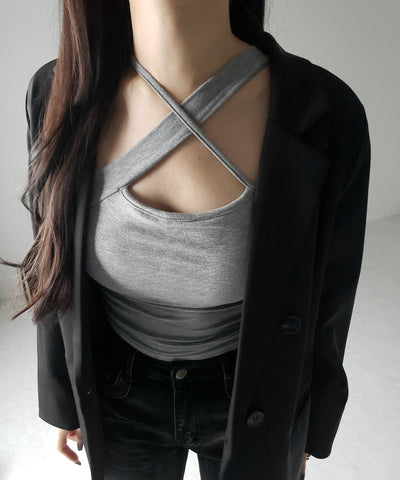 【 カップ付 】クロスネックカットアウトキャミソール / cross neck cutout camisole