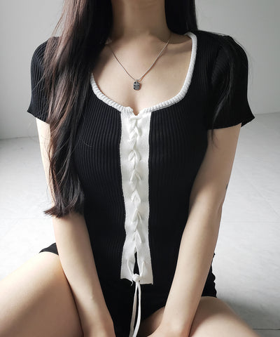 半袖レースアップスリムニットトップス / short-sleeve lace up slim knit tops
