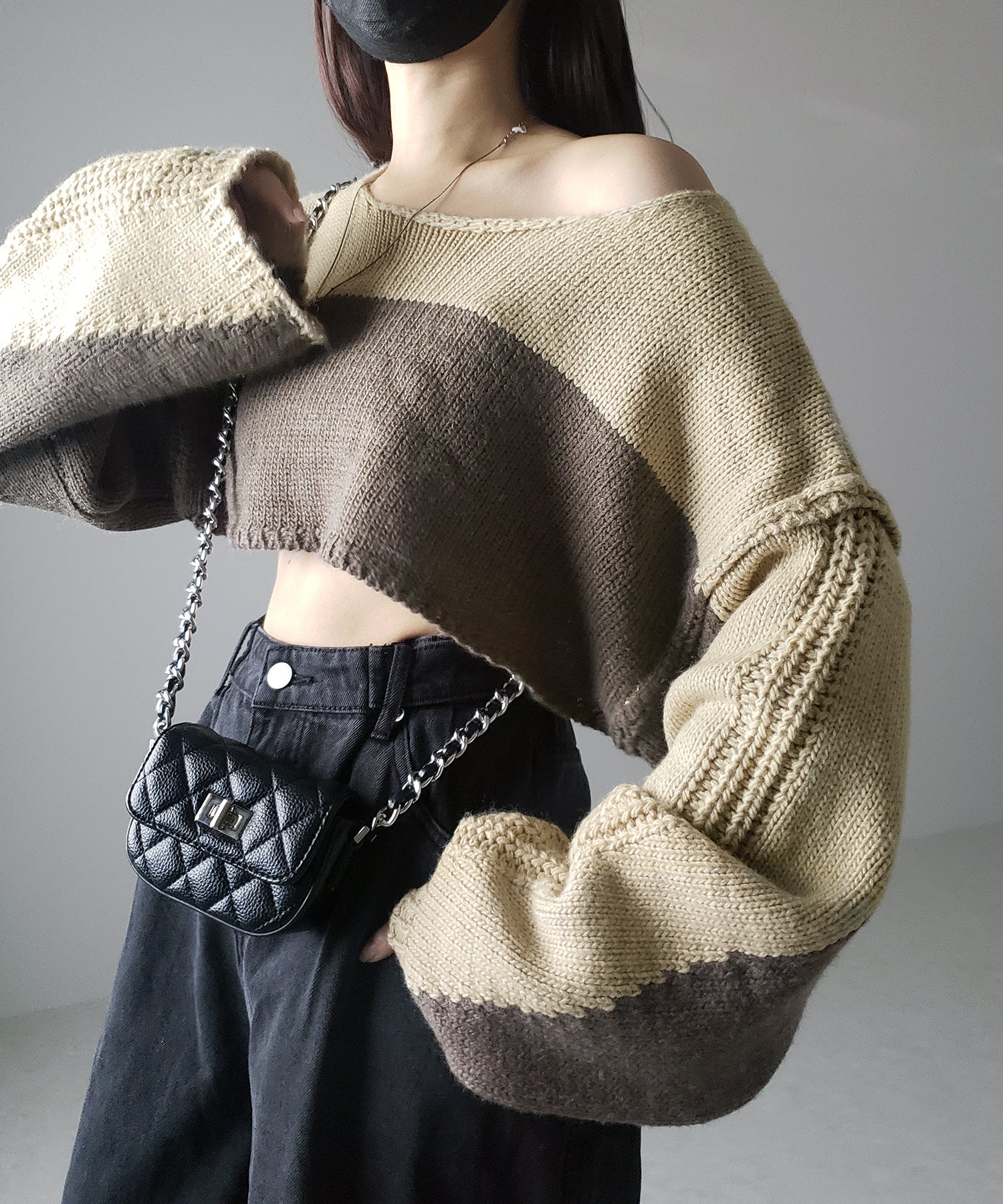 【 ワンショルにもできる 2WAY 】バイカラーデザインブロッキングショートニット