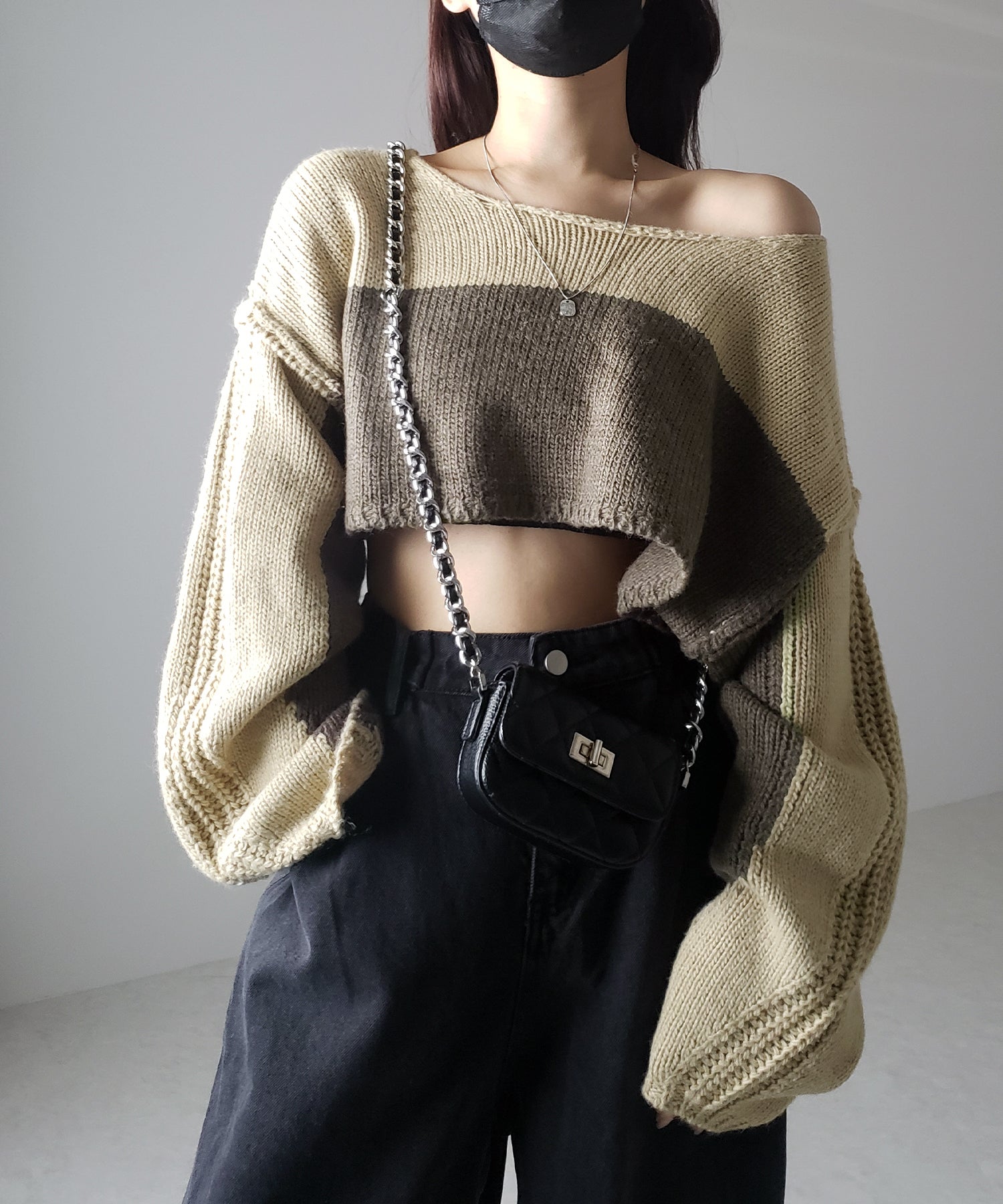 【 ワンショルにもできる 2WAY 】バイカラーデザインブロッキングショートニット