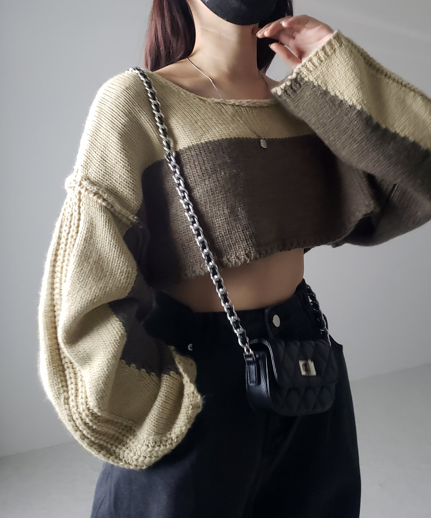 【 ワンショルにもできる 2WAY 】バイカラーデザインブロッキングショートニット