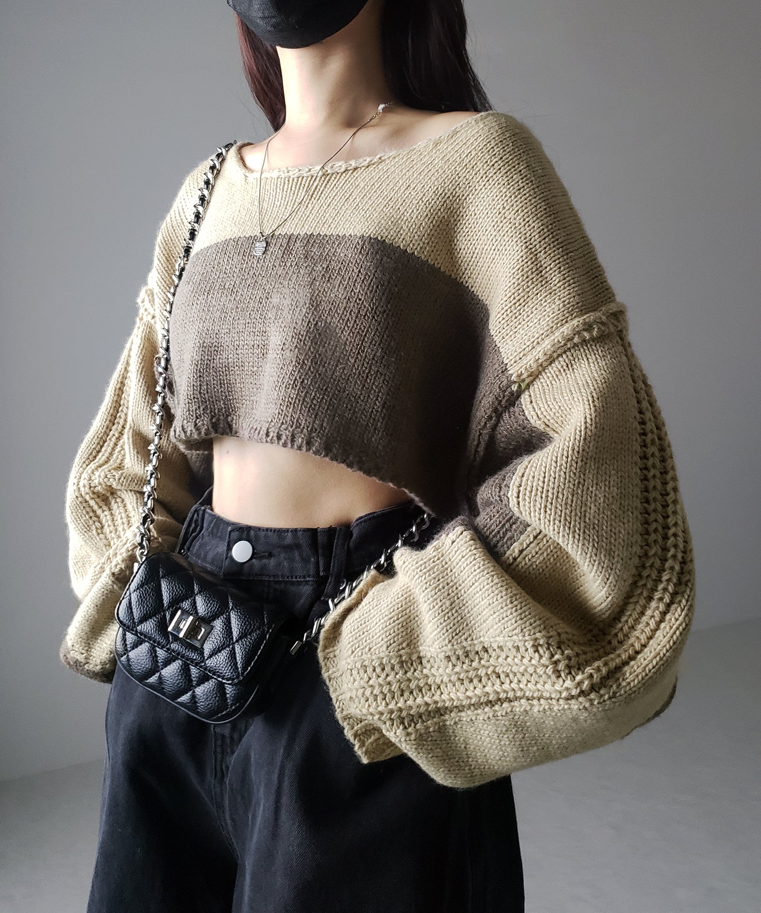 【 ワンショルにもできる 2WAY 】バイカラーデザインブロッキングショートニット