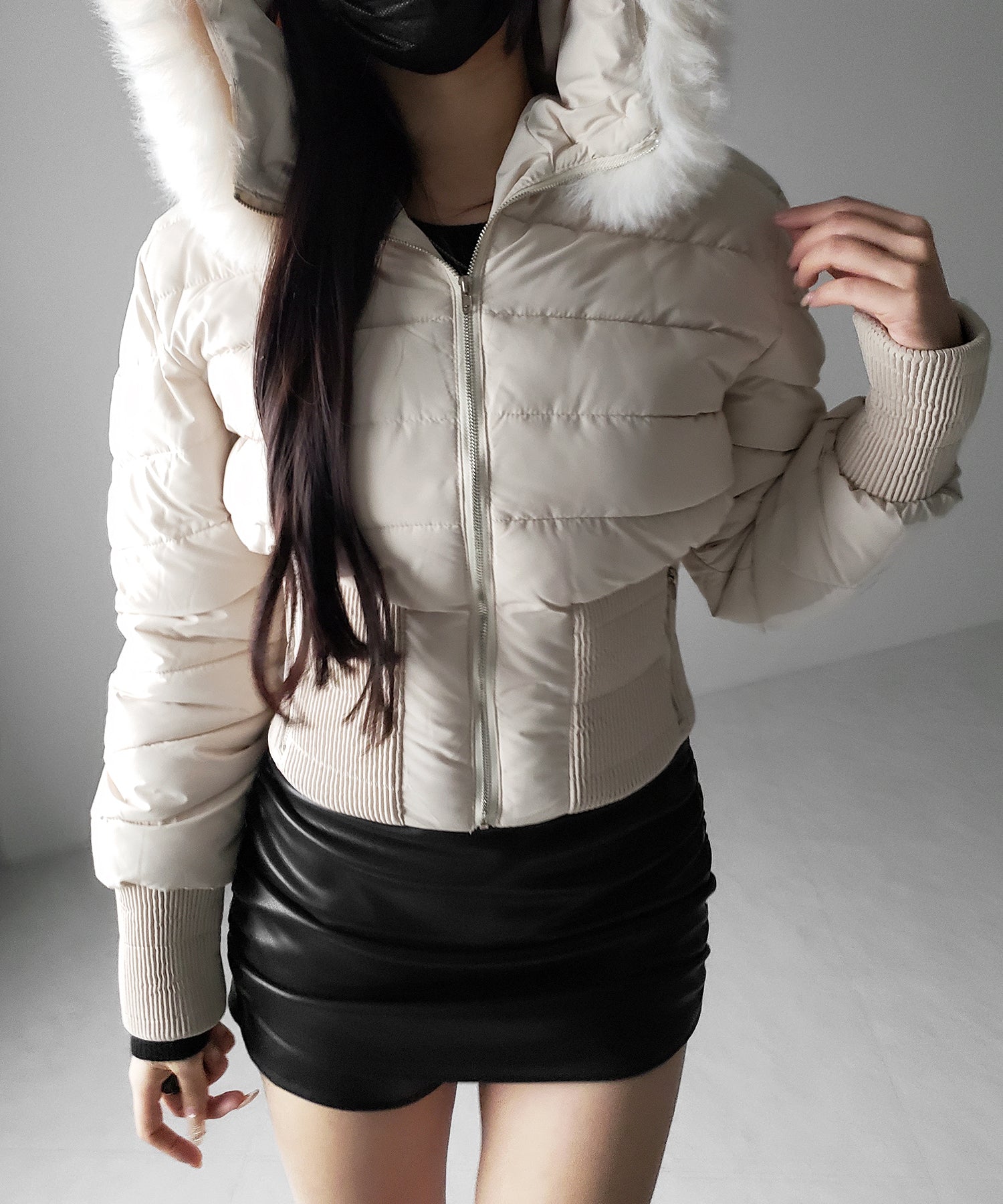 ウエストマークファーフードレディフェイクダウンジャケット / waist mark fur hooded lady fake down jacket