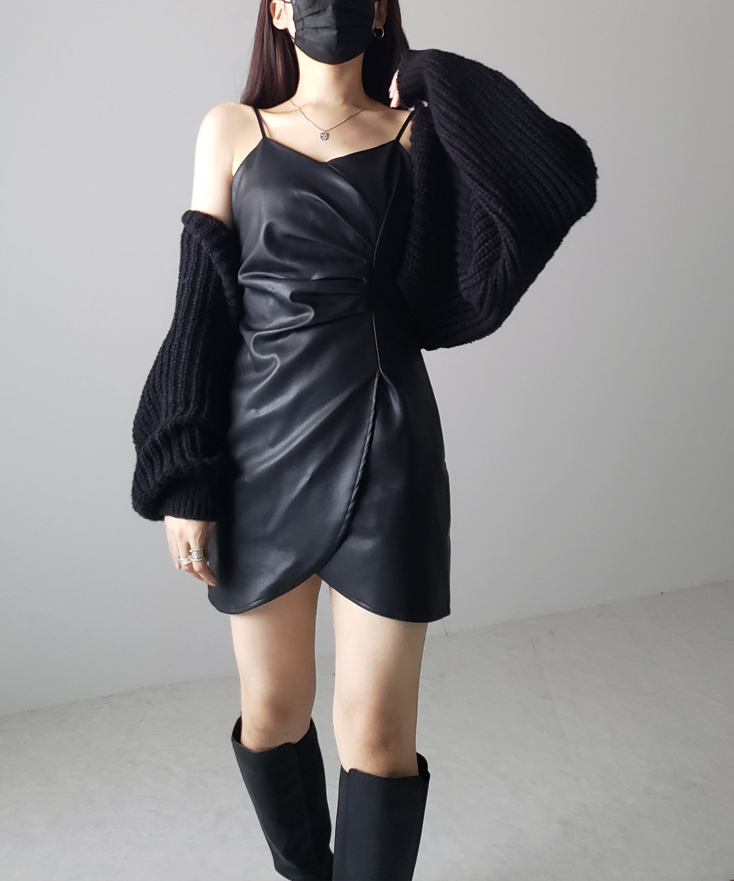 サイドタックフェイクレザーミニキャミワンピース / side tack fake leather mini cami onepiece