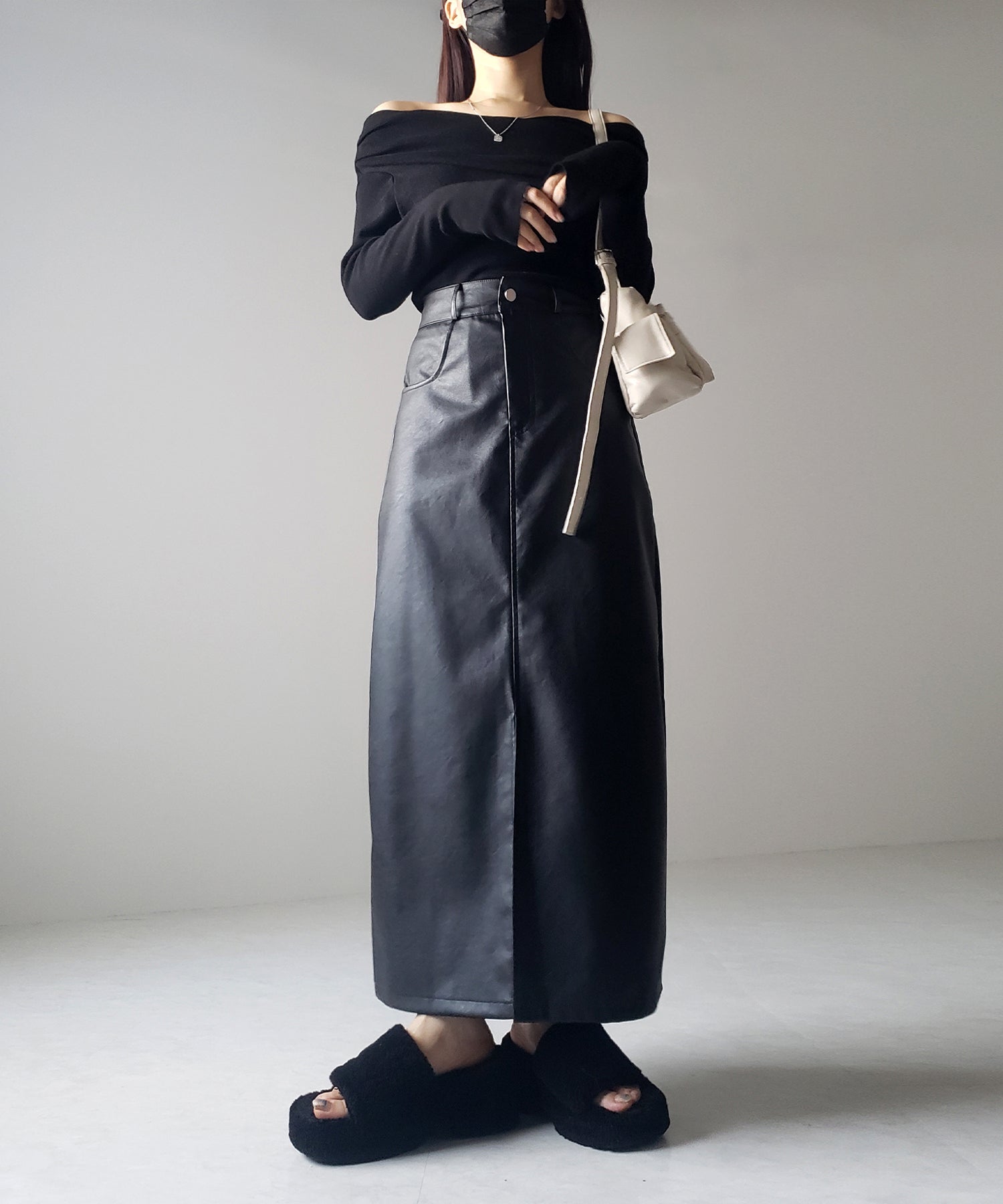 【 3color / 3size 】フロントスリットヴィンテージフェイクレザースカート