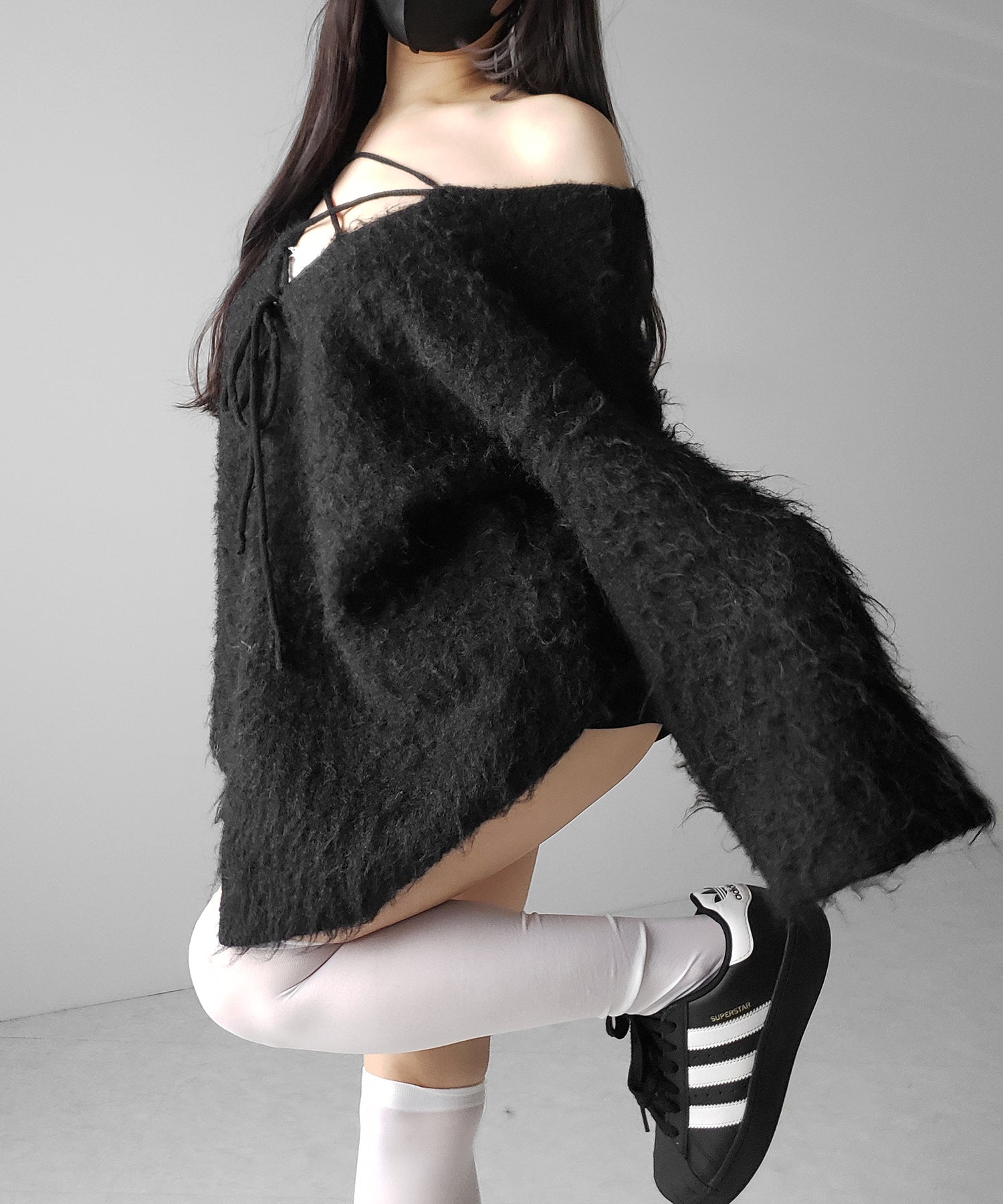 レースアップリボンオーバーシャギーニットカーディガン / lace up ribbon over shaggy knit cardigan