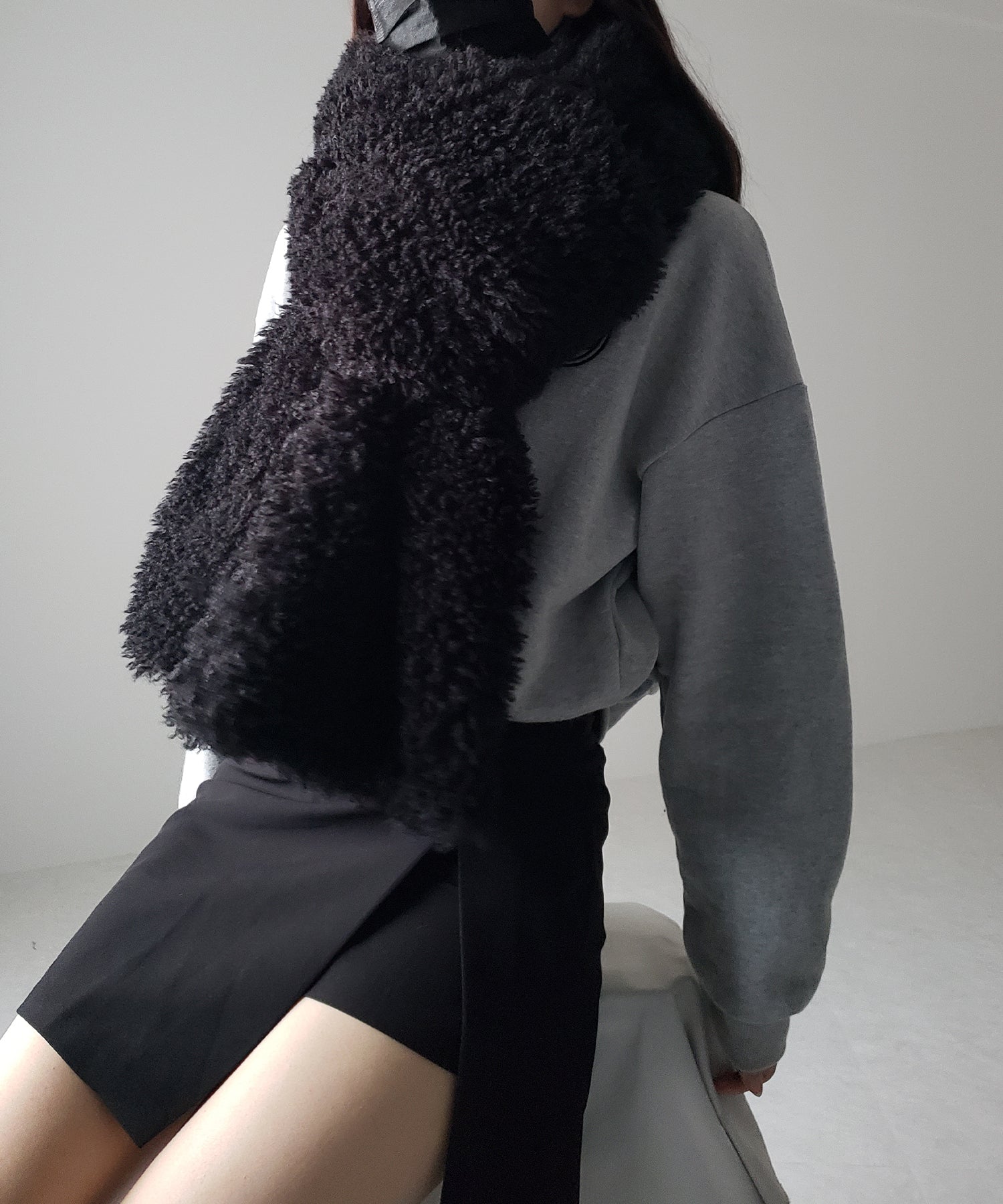 ボリュームフラッフィーシャギーボアマフラー / volume fluffy shaggy boa muffler