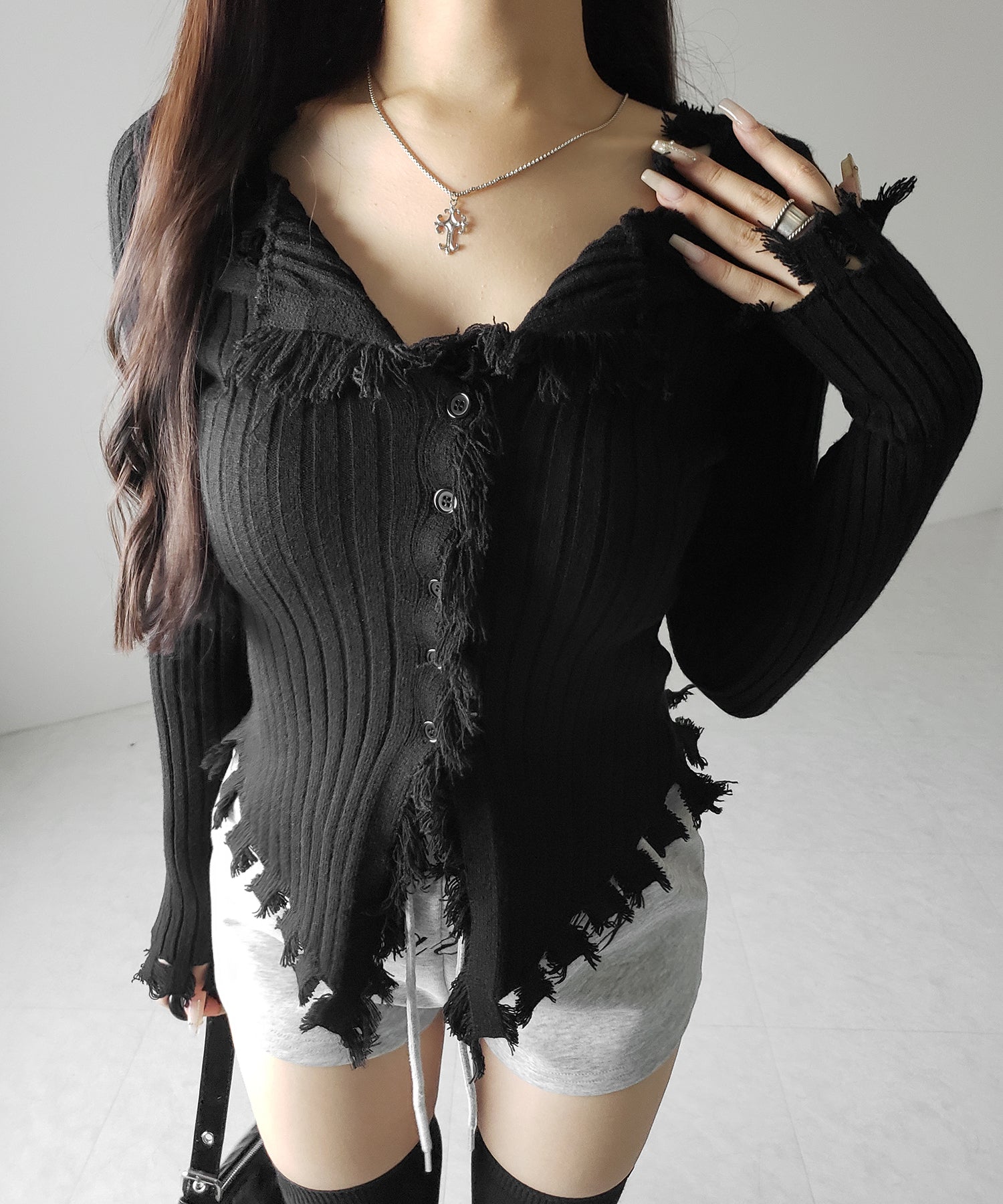 ダメージフリンジリブニットスリムカーディガン / damage fringe rib knit slim cardigan