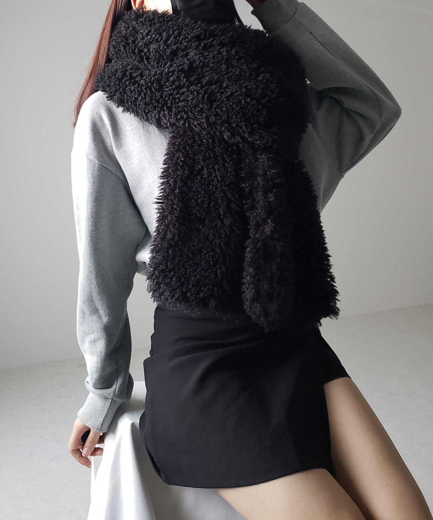 ボリュームフラッフィーシャギーボアマフラー / volume fluffy shaggy boa muffler
