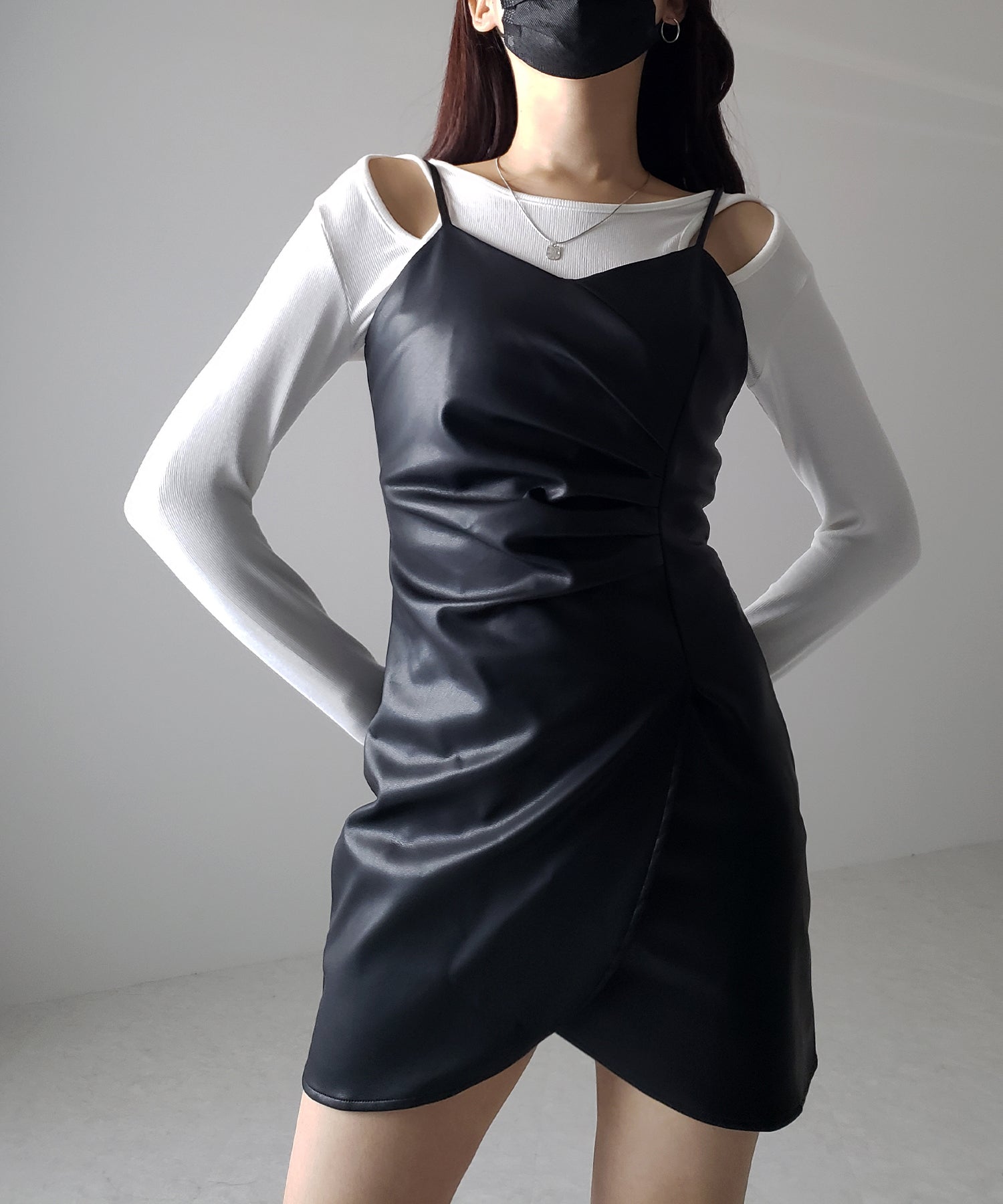 サイドタックフェイクレザーミニキャミワンピース / side tack fake leather mini cami onepiece