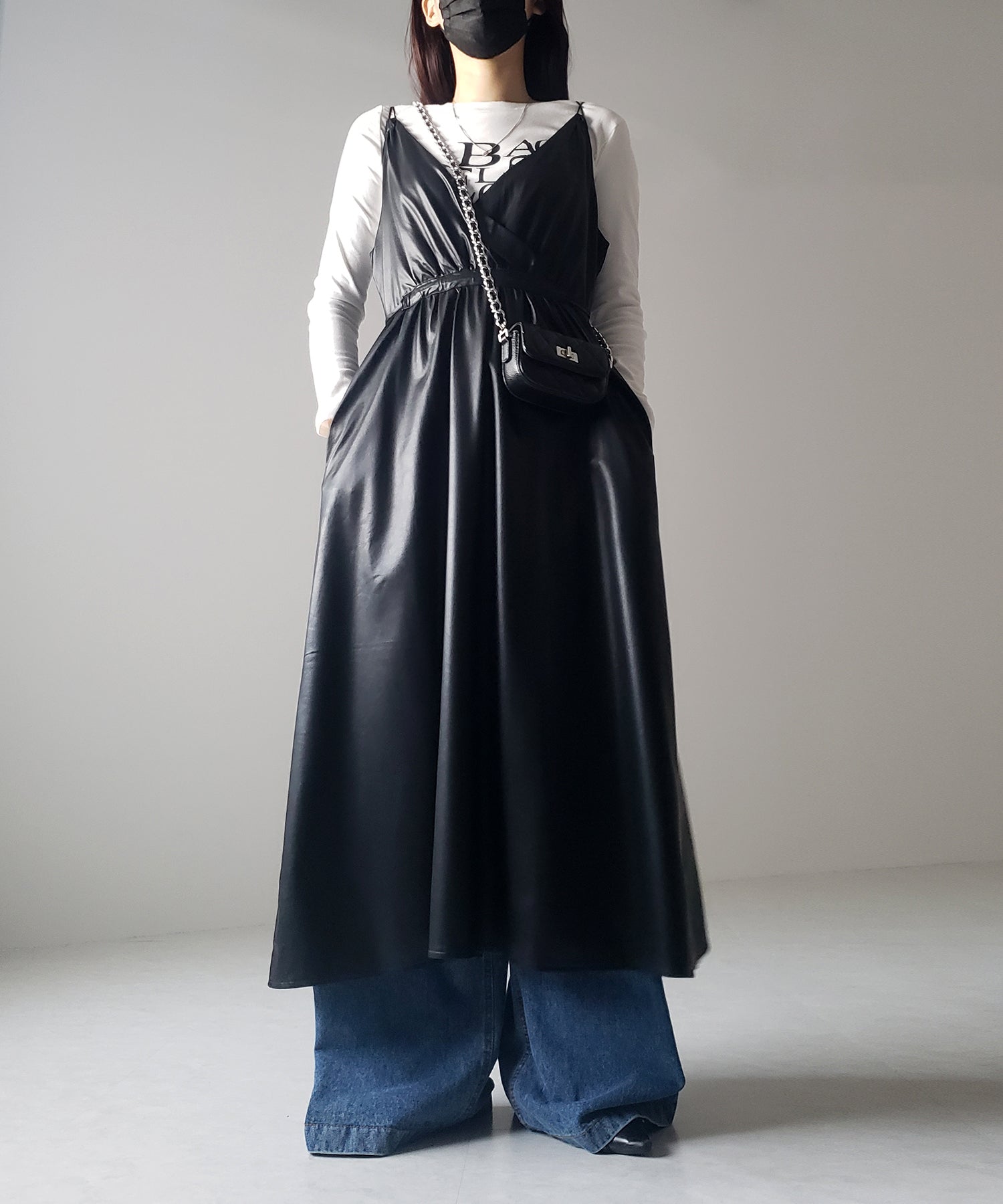 【 2COLOR 】バックリボンフェイクレザーロングギャザーキャミワンピース