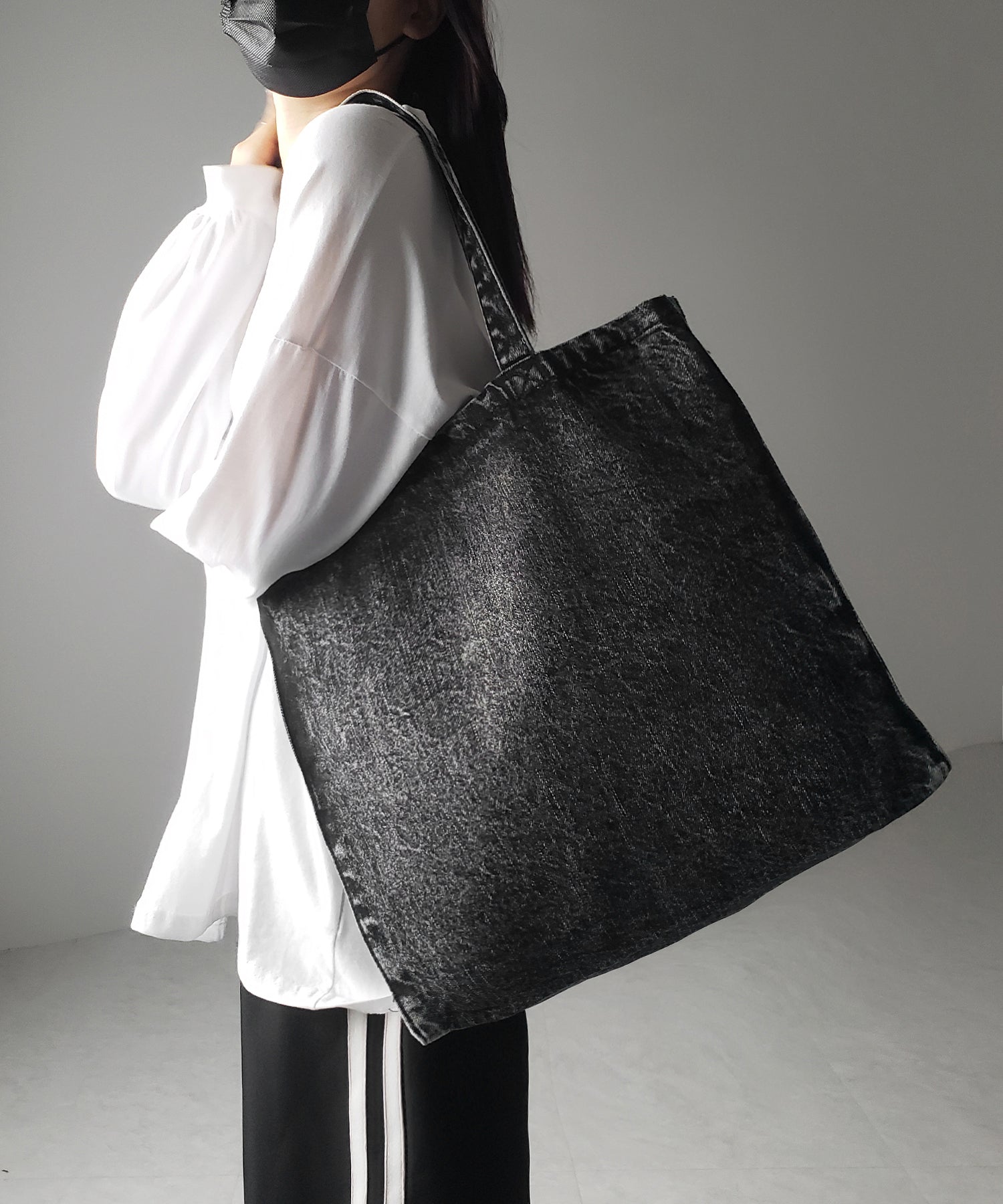 【 2color 】ヴィンテージケミカルブリーチビッグスクエアデニムトートバッグ / vintage chemical bleach big square denim tote bag