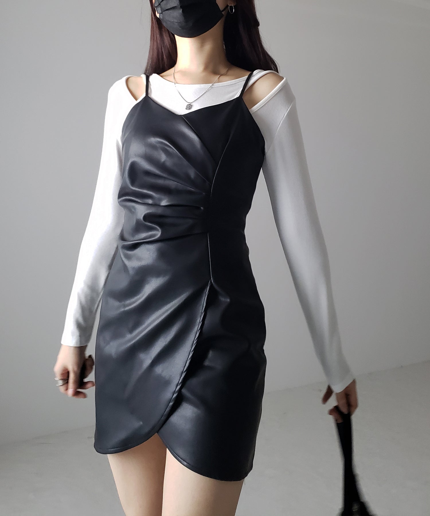 サイドタックフェイクレザーミニキャミワンピース / side tack fake leather mini cami onepiece