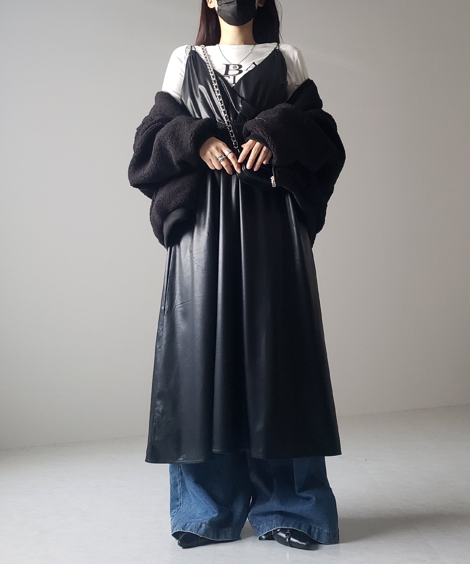 【 2COLOR 】バックリボンフェイクレザーロングギャザーキャミワンピース