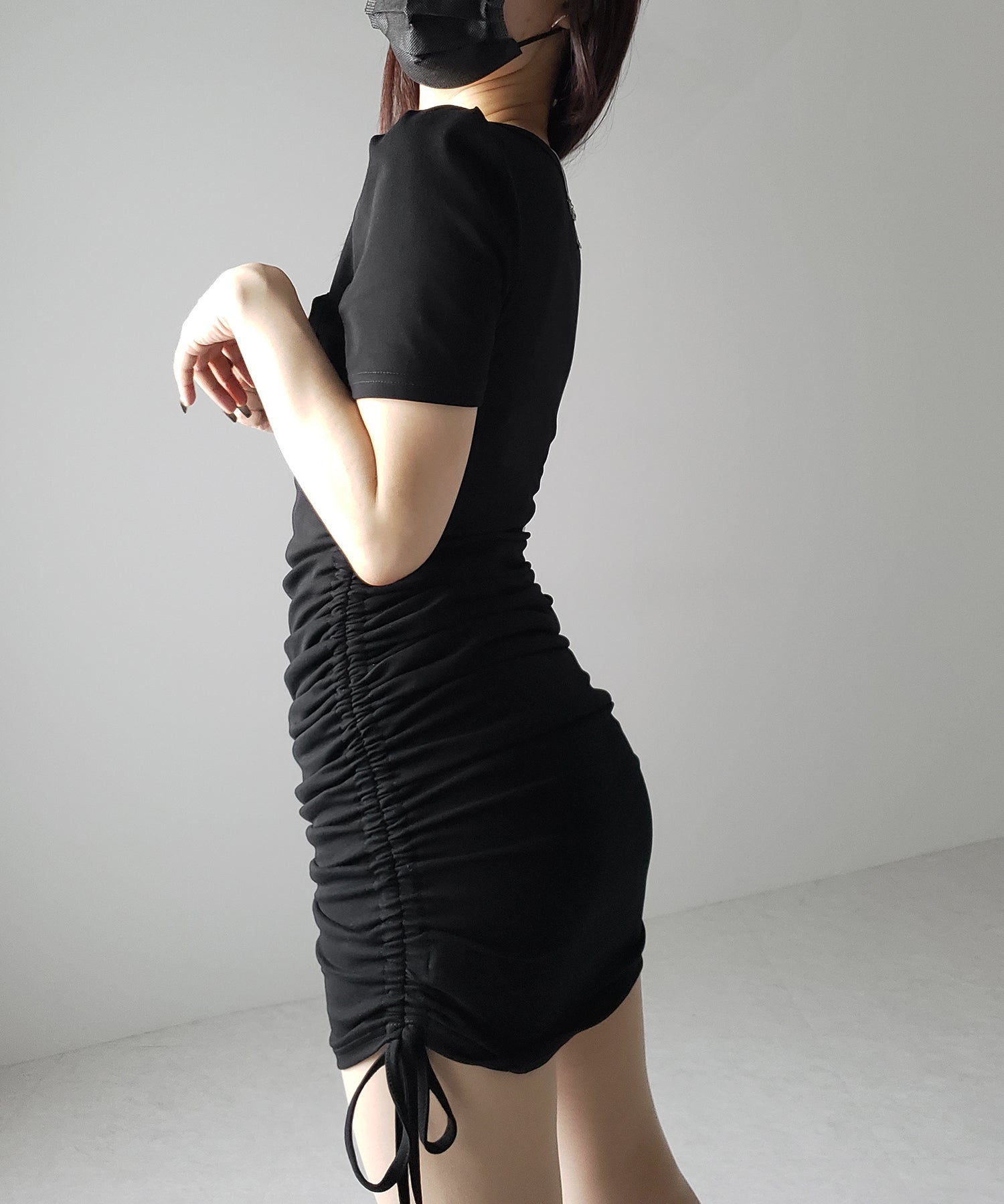 【 2color 】シャーリングリボンヘンリーネックミニワンピース / shirring ribbon henley neck mini onepiece