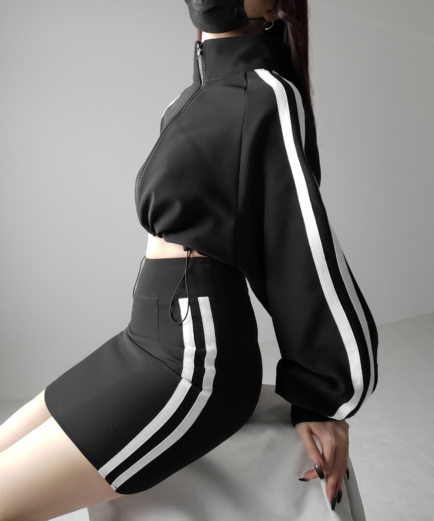 【 セットアップ着用可能 】サイドラインハイウエストミニスカート / sideline high waist mini skirt