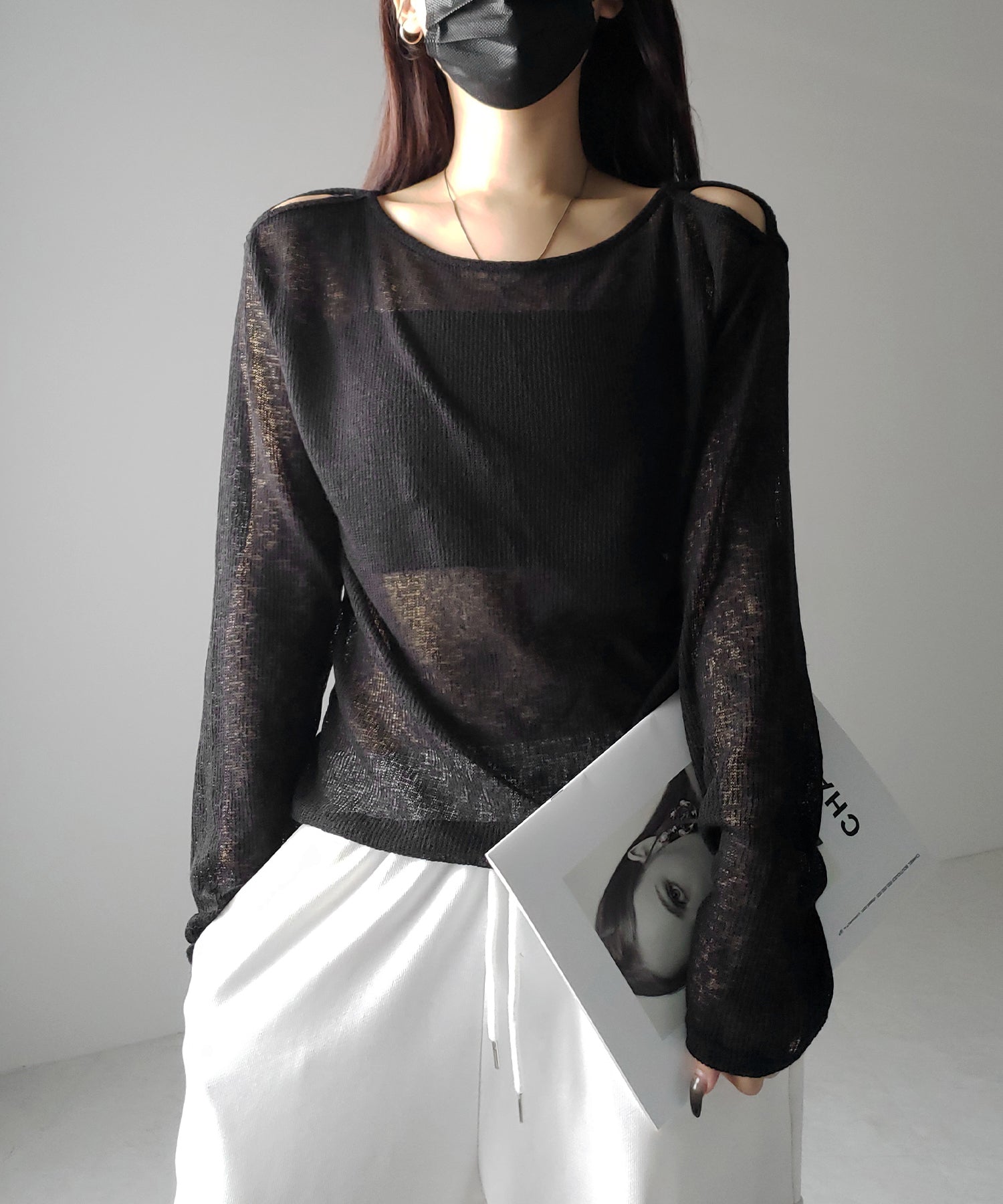 【 3color 】カットアウトショルダールーズシアートップス / cutout shoulder loose sheer tops