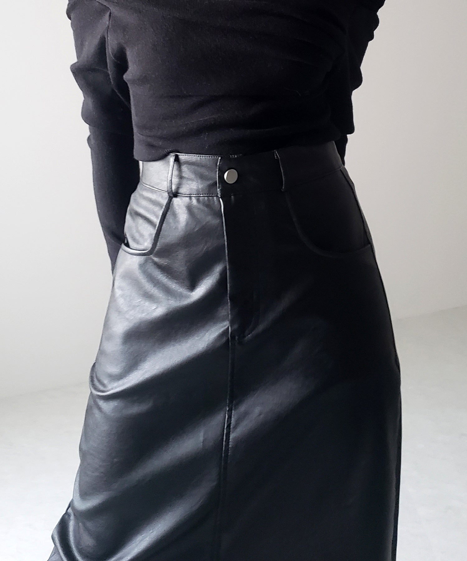 【 3color / 3size 】フロントスリットヴィンテージフェイクレザースカート