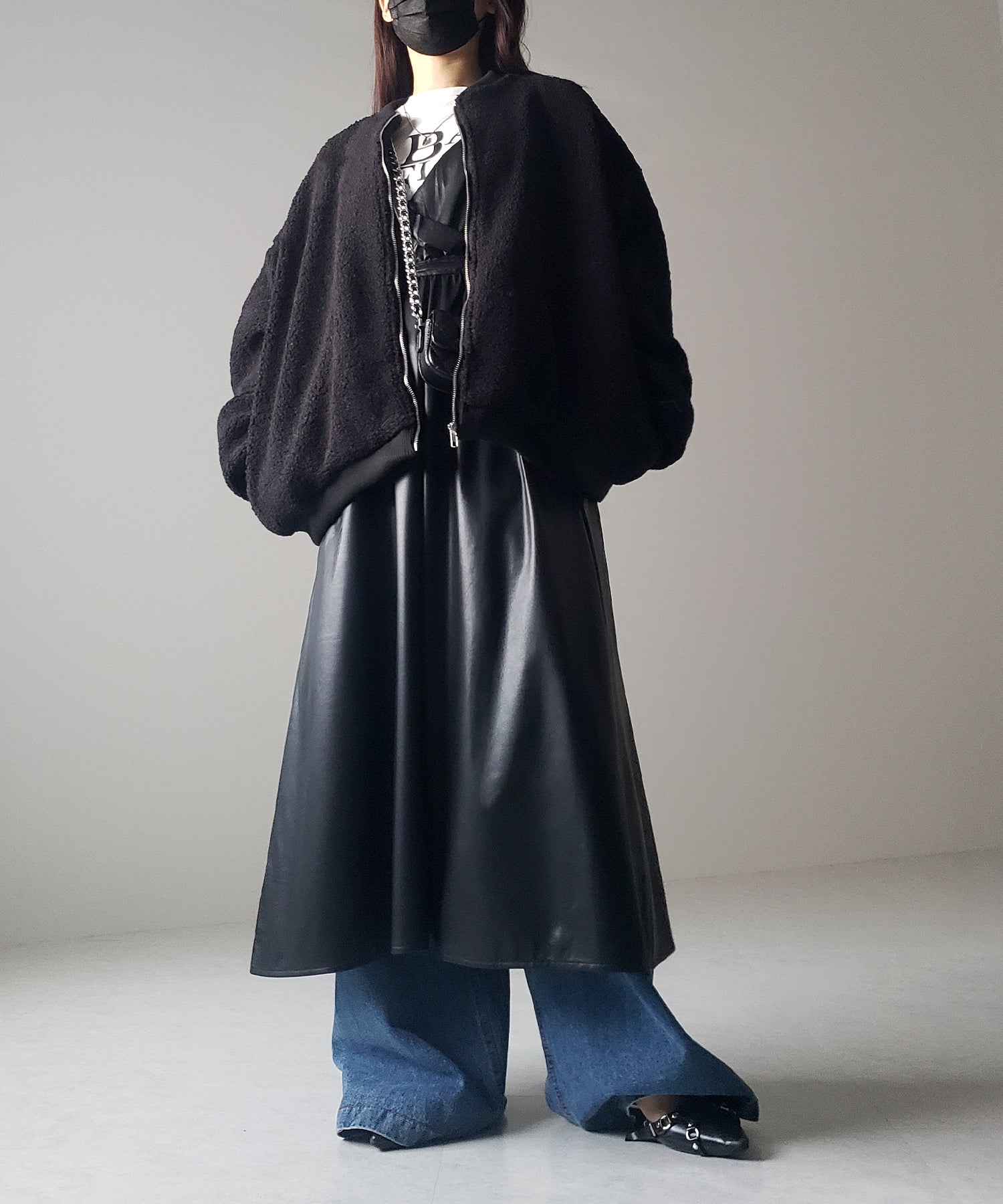 【 2COLOR 】バックリボンフェイクレザーロングギャザーキャミワンピース