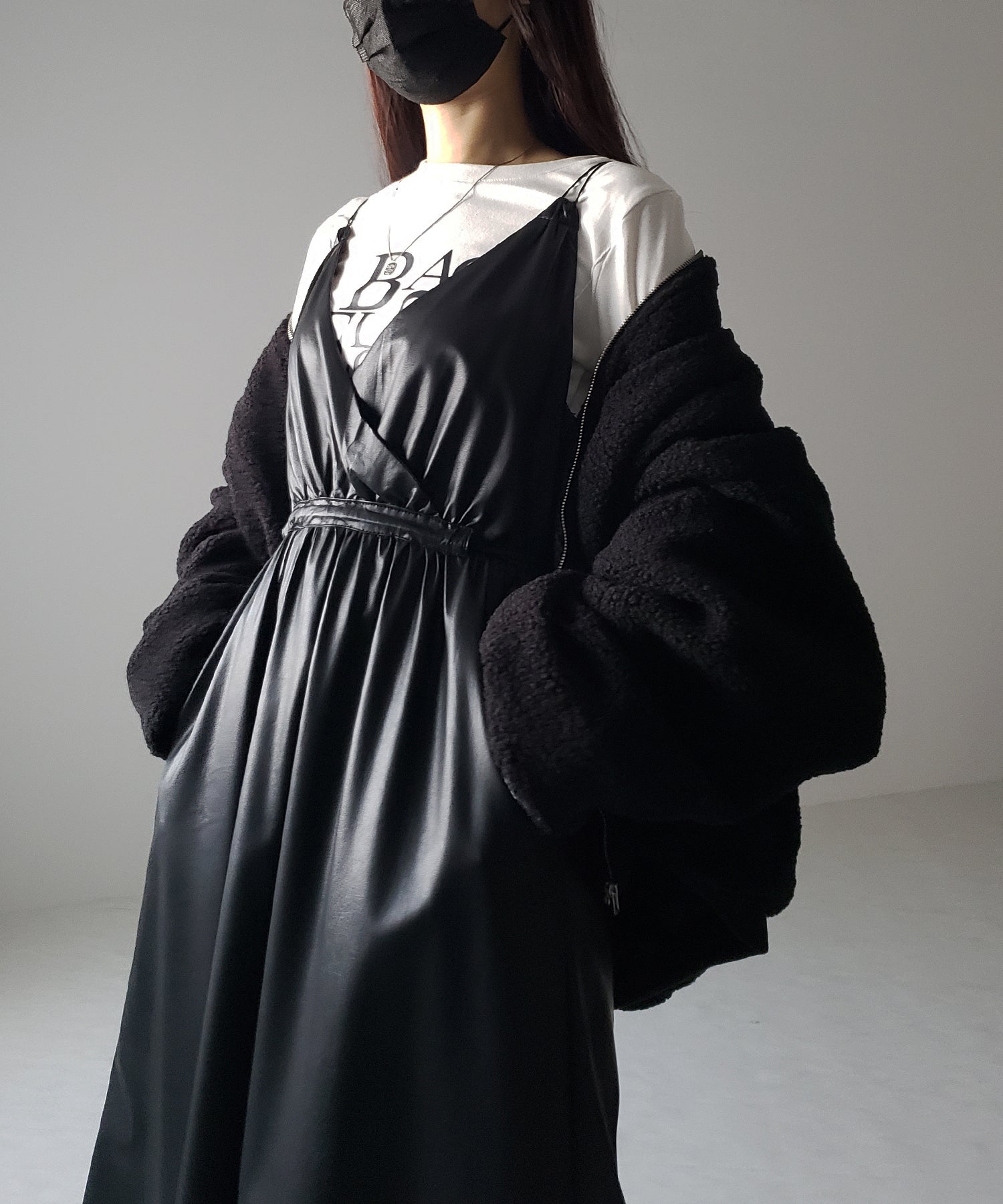 【 2COLOR 】バックリボンフェイクレザーロングギャザーキャミワンピース