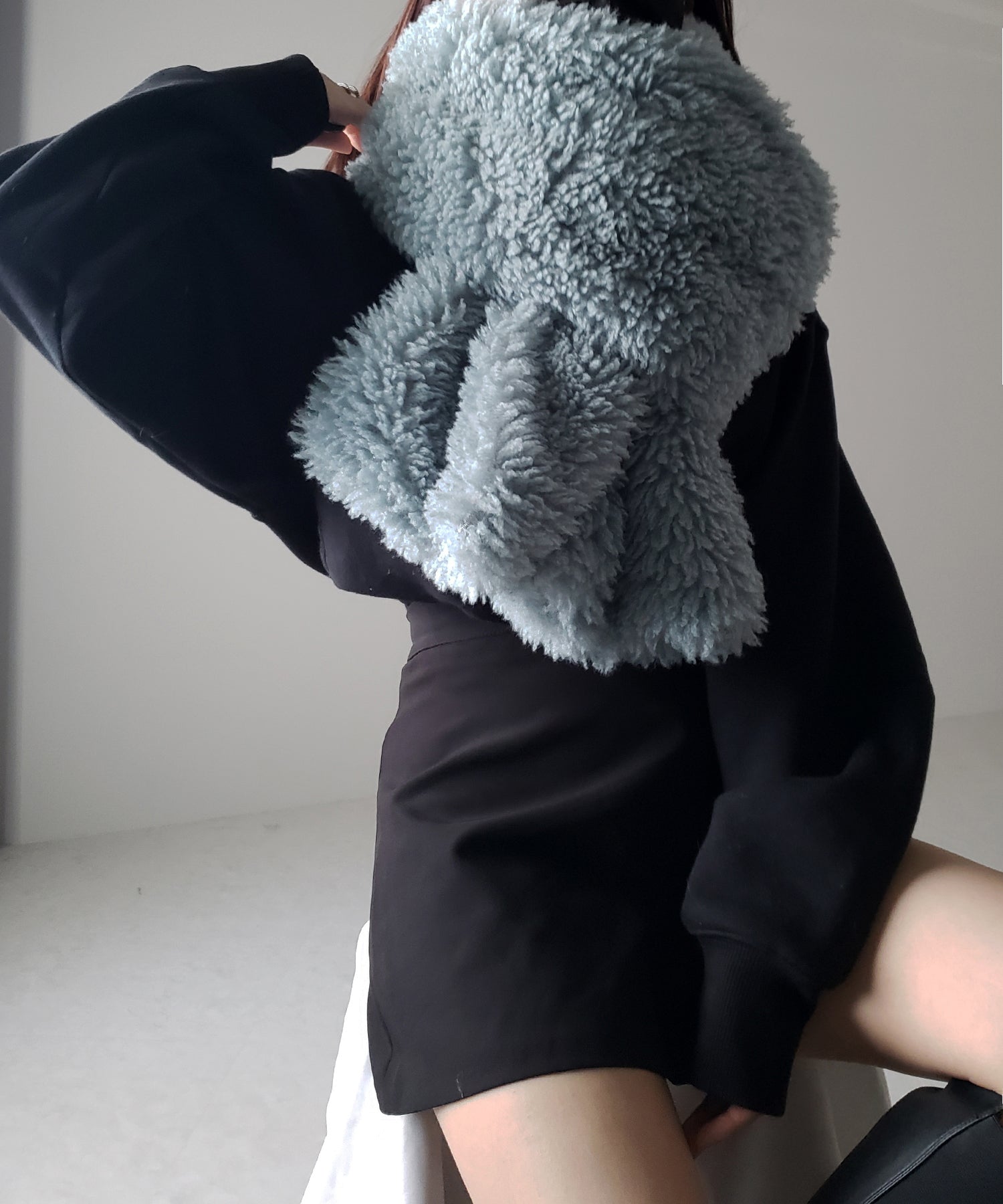 ボリュームフラッフィーシャギーボアマフラー / volume fluffy shaggy boa muffler