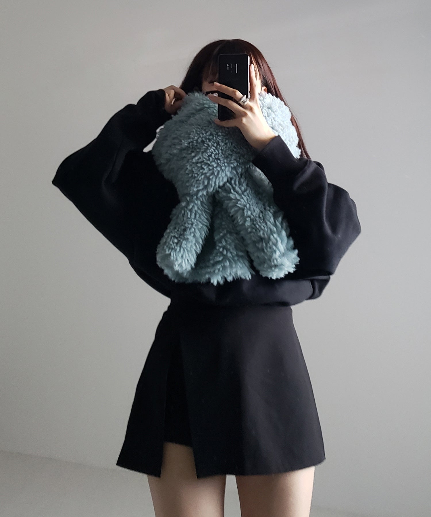 ボリュームフラッフィーシャギーボアマフラー / volume fluffy shaggy boa muffler