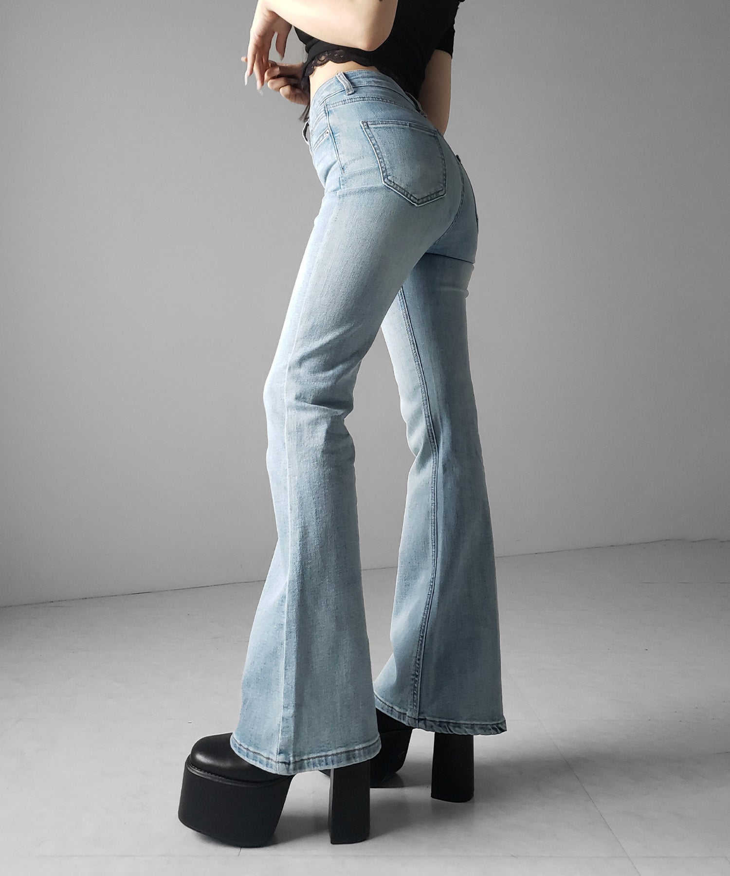 【4size 】美脚ハイウエストストレッチフレアデニム / slim leg High waist stretch flare denim