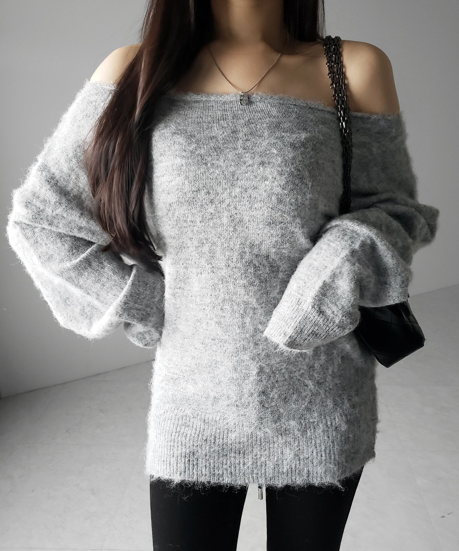 オフショルダーレディニットミニワンピース / off shoulder lady knit mini onepiece
