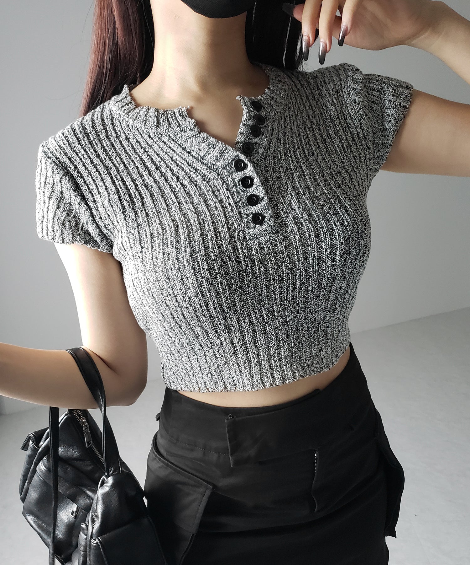 キーネックショートサマーリブニットトップス / Key neck short summer rib knit tops