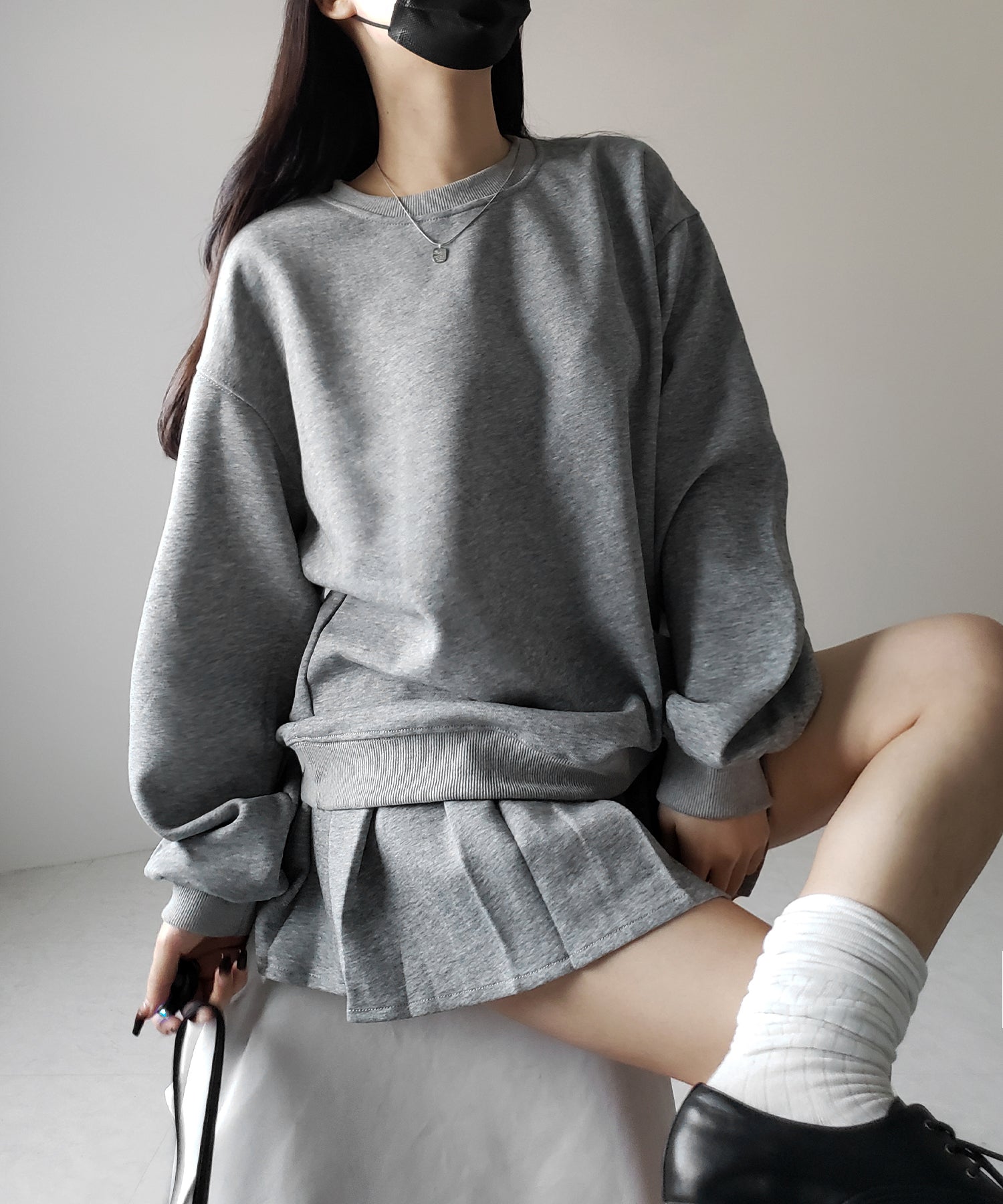 【 セットアップ 】オーバースウェットトップス + プリーツミニスカート SET / oversweat tops + pleated mini skirt SET