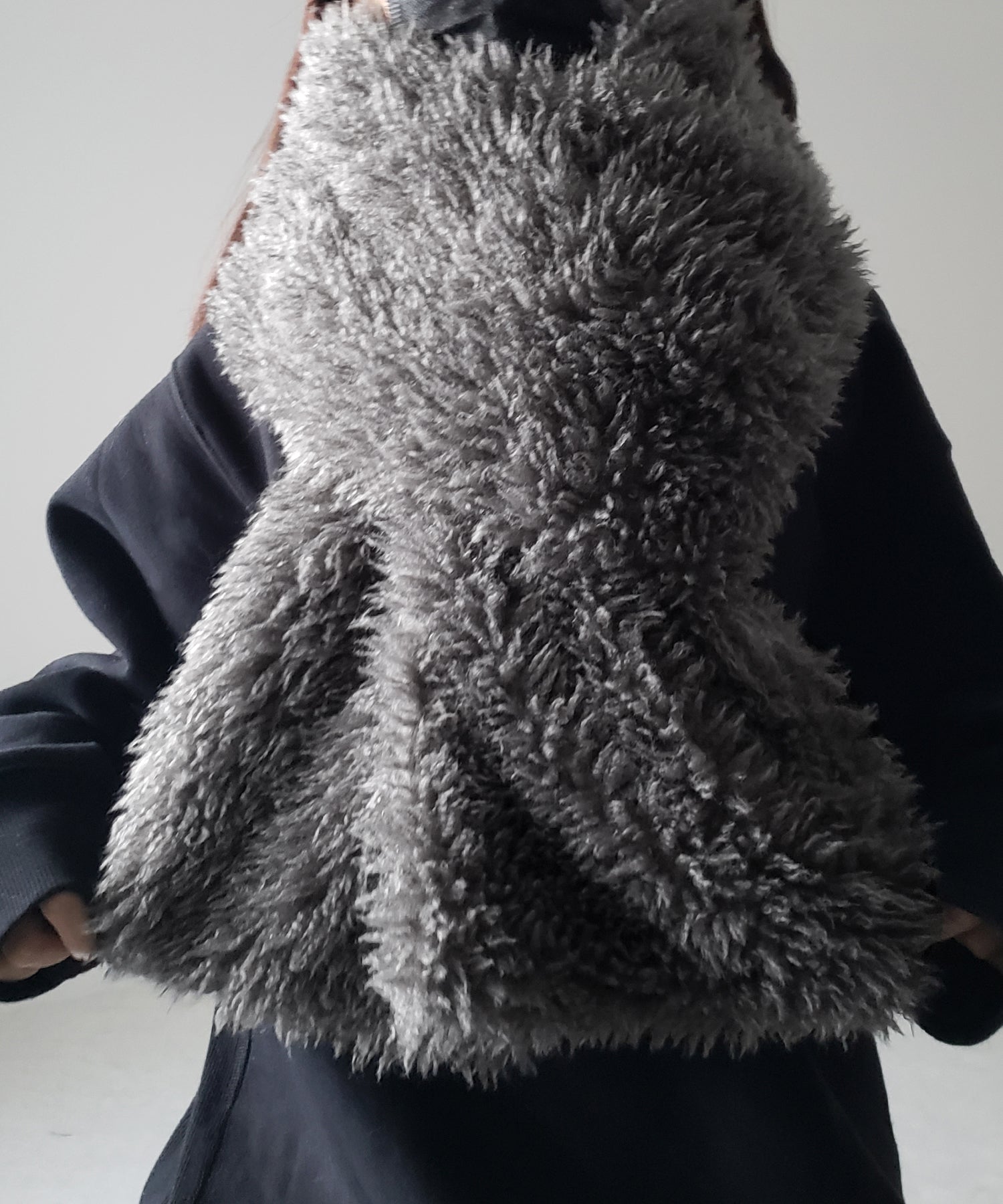 ボリュームフラッフィーシャギーボアマフラー / volume fluffy shaggy boa muffler