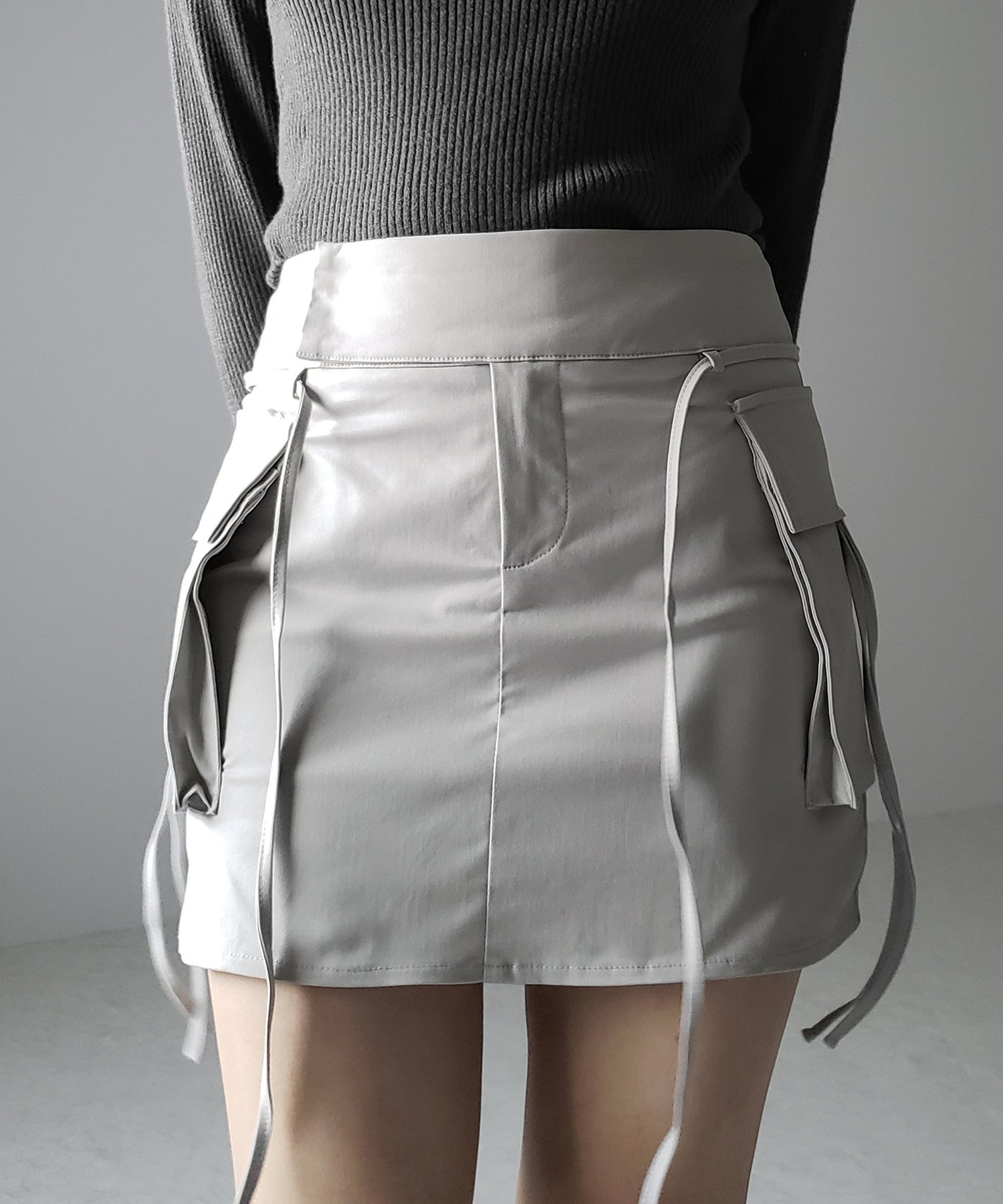 【 2WAY 】3ストラップリボンカーゴミニスカート / three strap ribbon cargo mini skirt