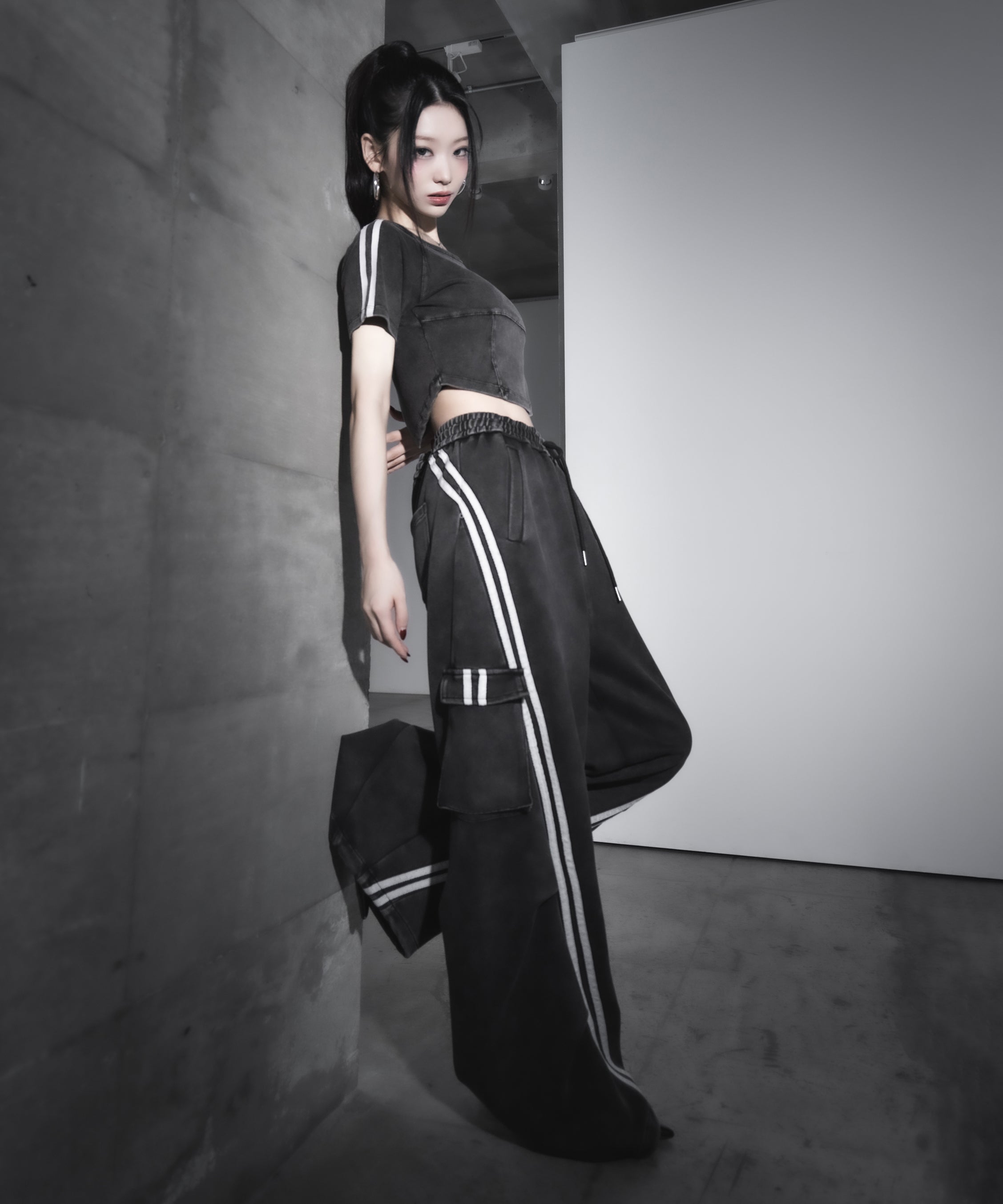 【 2color /裾絞り可能2WAY 】ピグメントヴィンテージサイドラインタックワイドスウェットパンツ / pigment vintage sideline tuck wide sweatpants