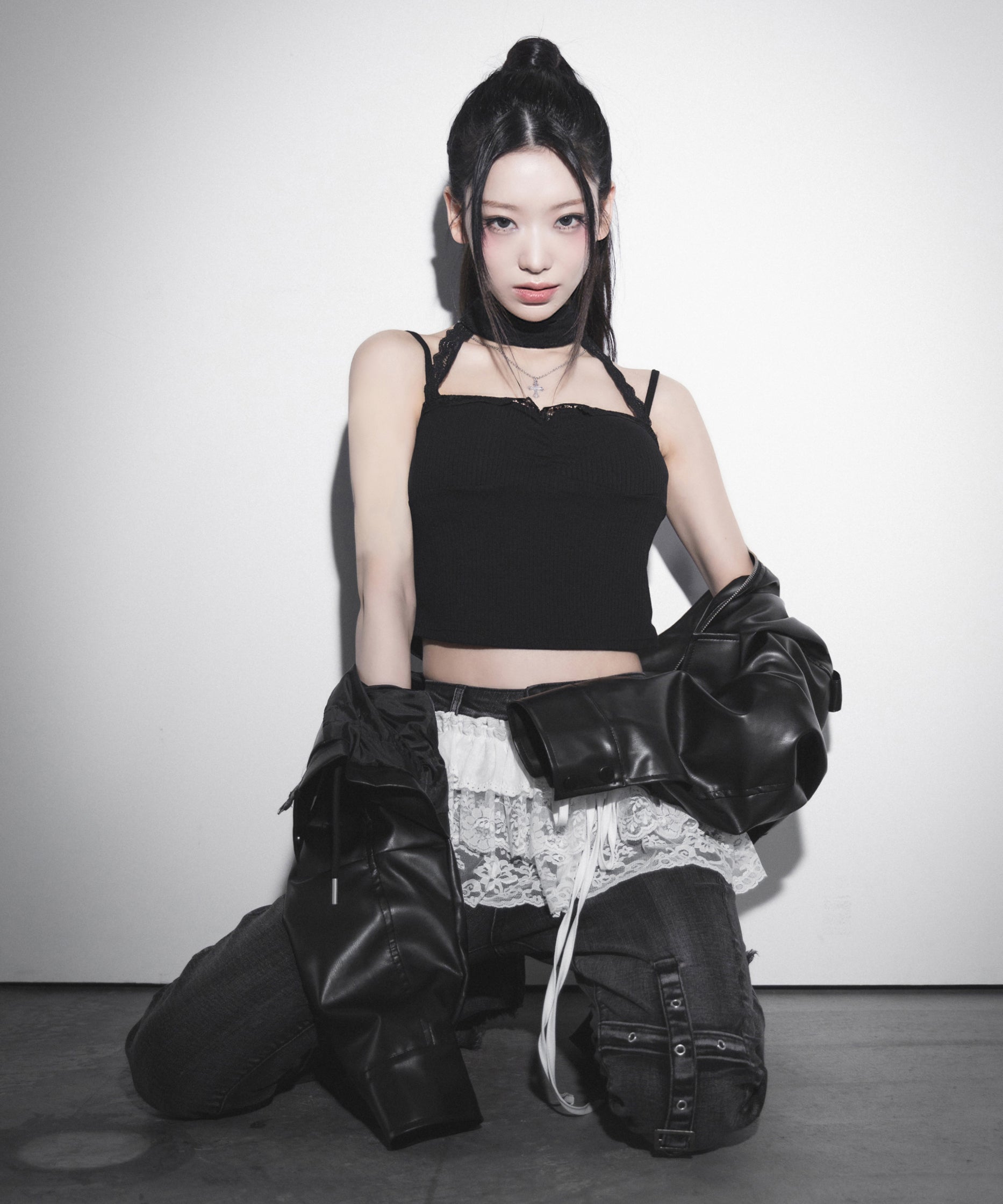 クロスデザインヴィンテージライクフリンジストレッチフレアデニム / cross design vintage-like fringe stretch flare denim