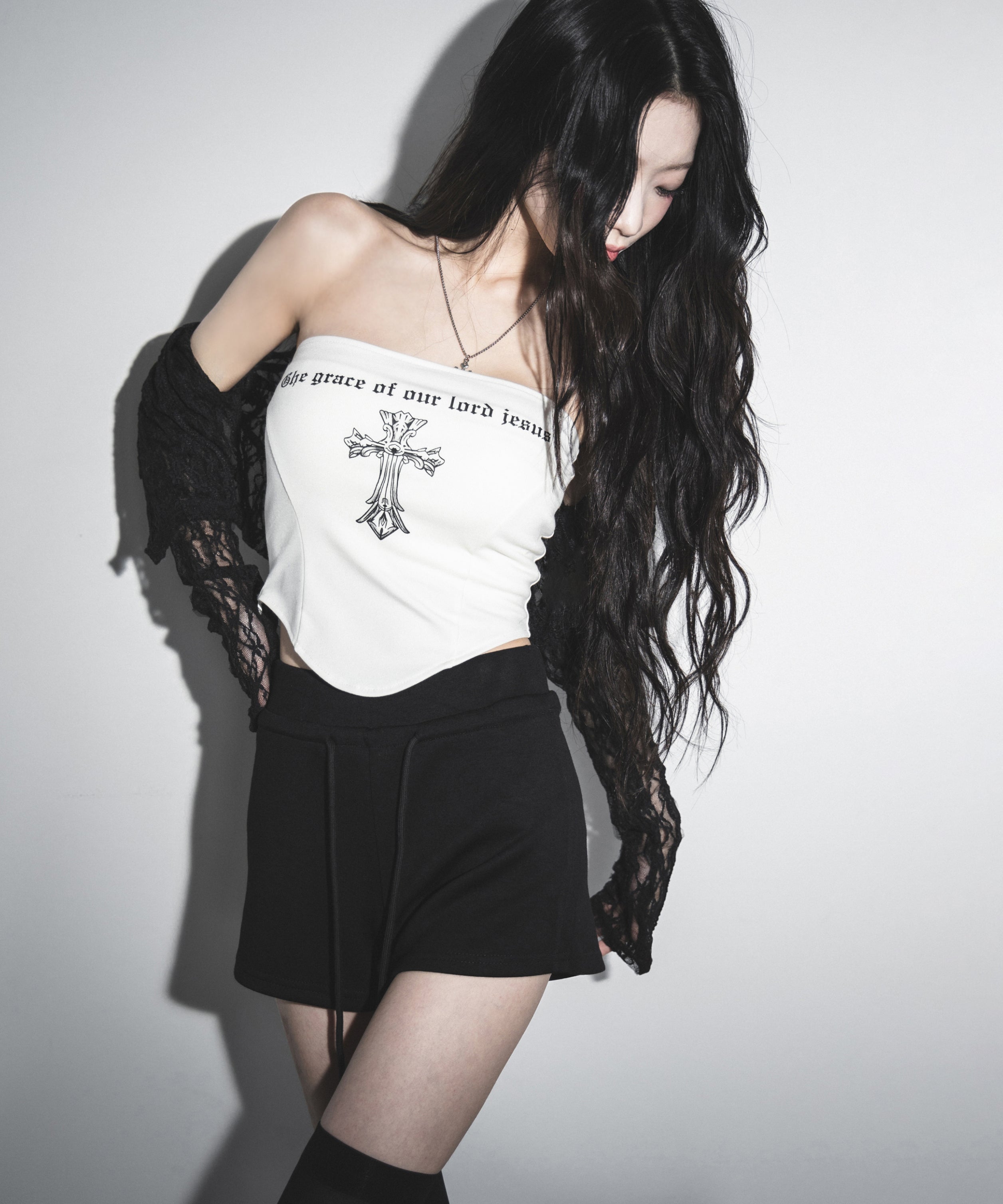クロスグランジロゴベアトップス / cross grunge logo bare tops