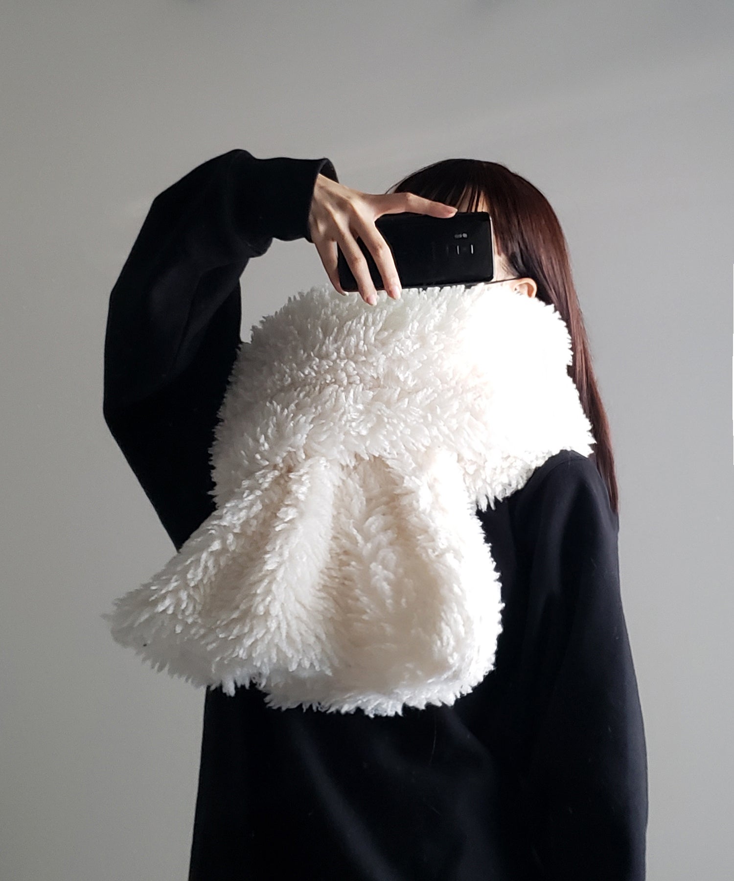 ボリュームフラッフィーシャギーボアマフラー / volume fluffy shaggy boa muffler