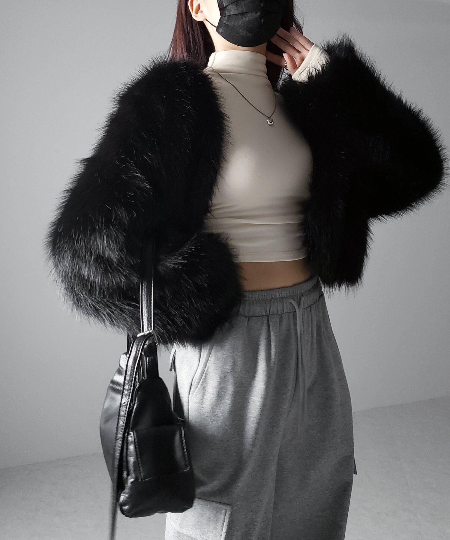 【 カップ付き / 裏起毛 】プチハイネックシャーリングショートカットソートップス