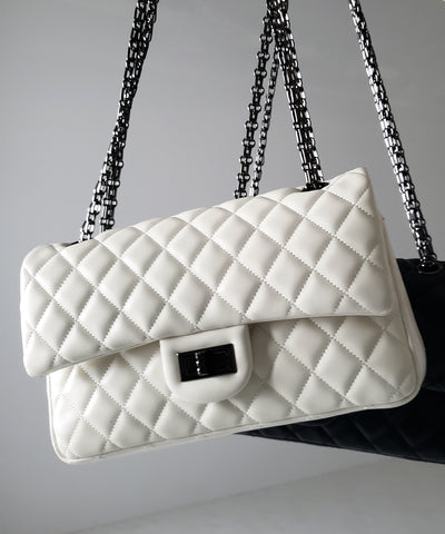 キルティングチェーンスクエアショルダーバッグ / quilting chain square shoulder bag