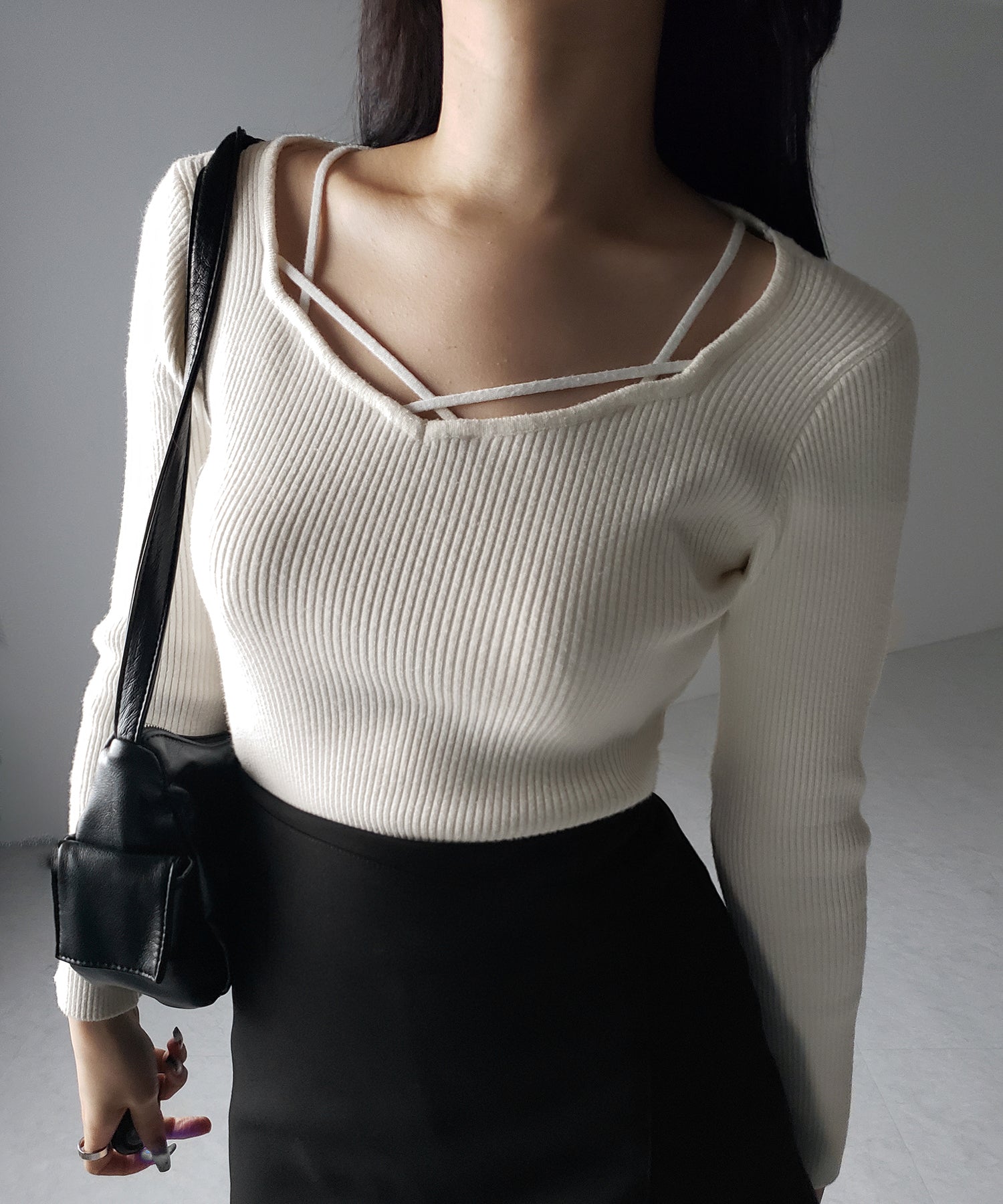 クロスラインストラップデザインリブニット