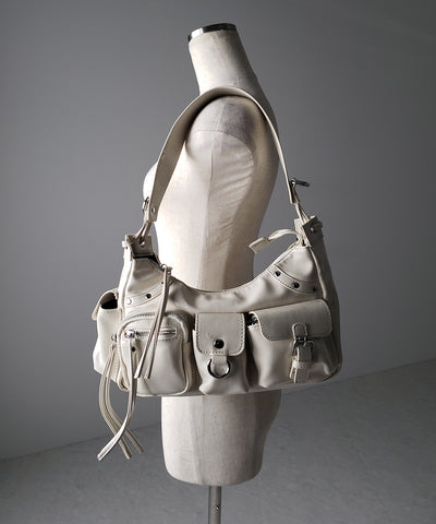 【 ショルダーにできる2WAY 】 4アウトポケットワンハンドルショルダーバッグ / 4 outpocket onehandle shoulder bag